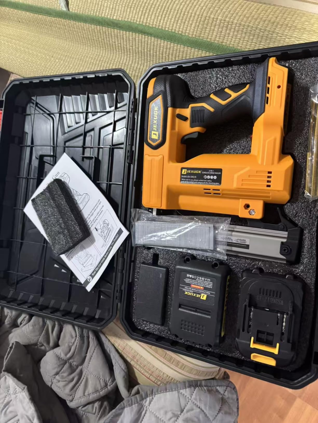 Cordless Brad Nailer, 18 Gauge 2-in-1 Battery-Powered Nail and Staple Gun with Two 4.0Ah Batteries customer photo 2