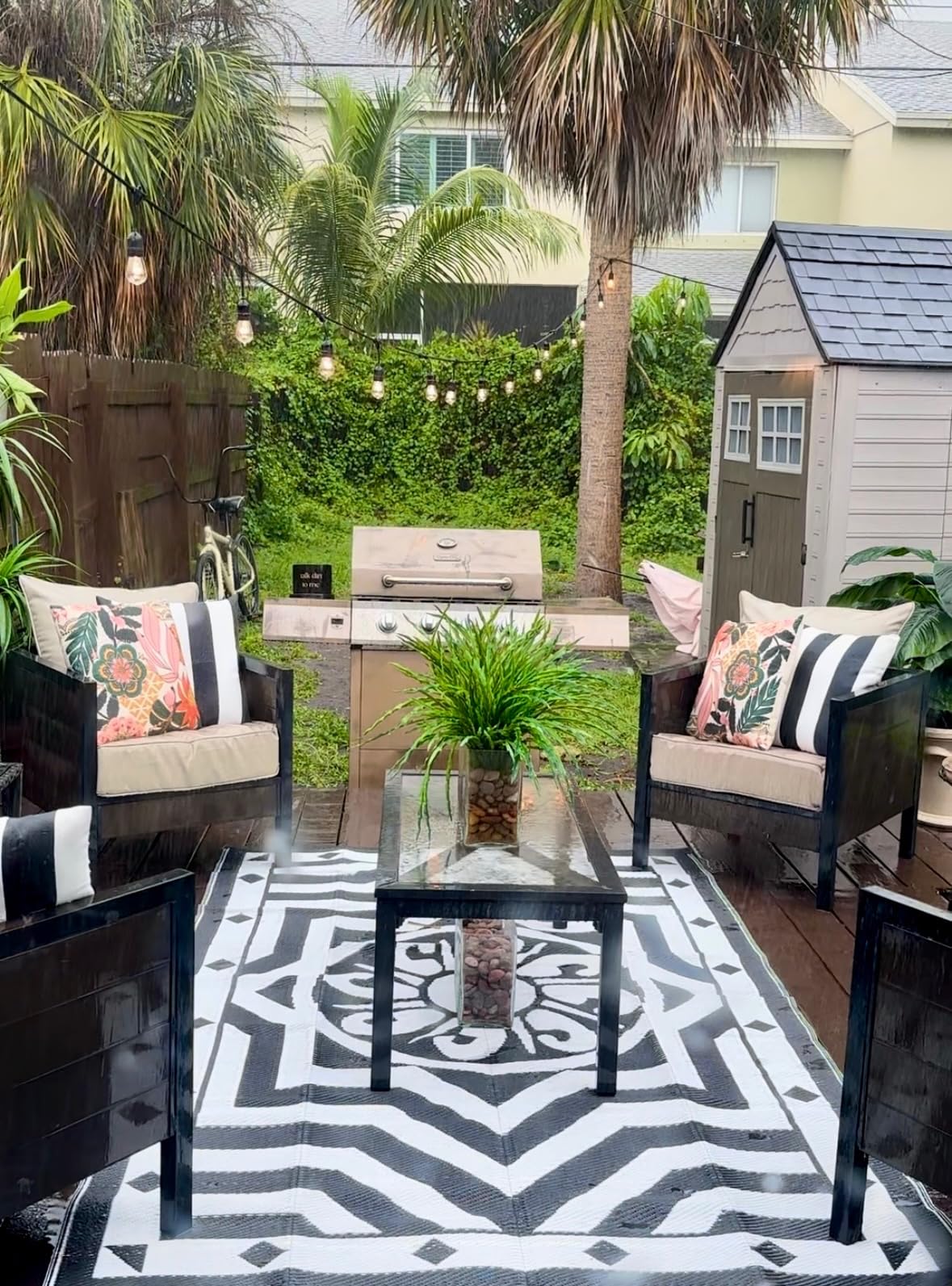 LILIOFFIC Outdoor Rugs 8x10 Patio Rug Plastic Rug Black & Brown | Waterproof, Large Outdoor Area Rug for Outside, RV, Deck, Picnic, Beach, Camping customer photo 1