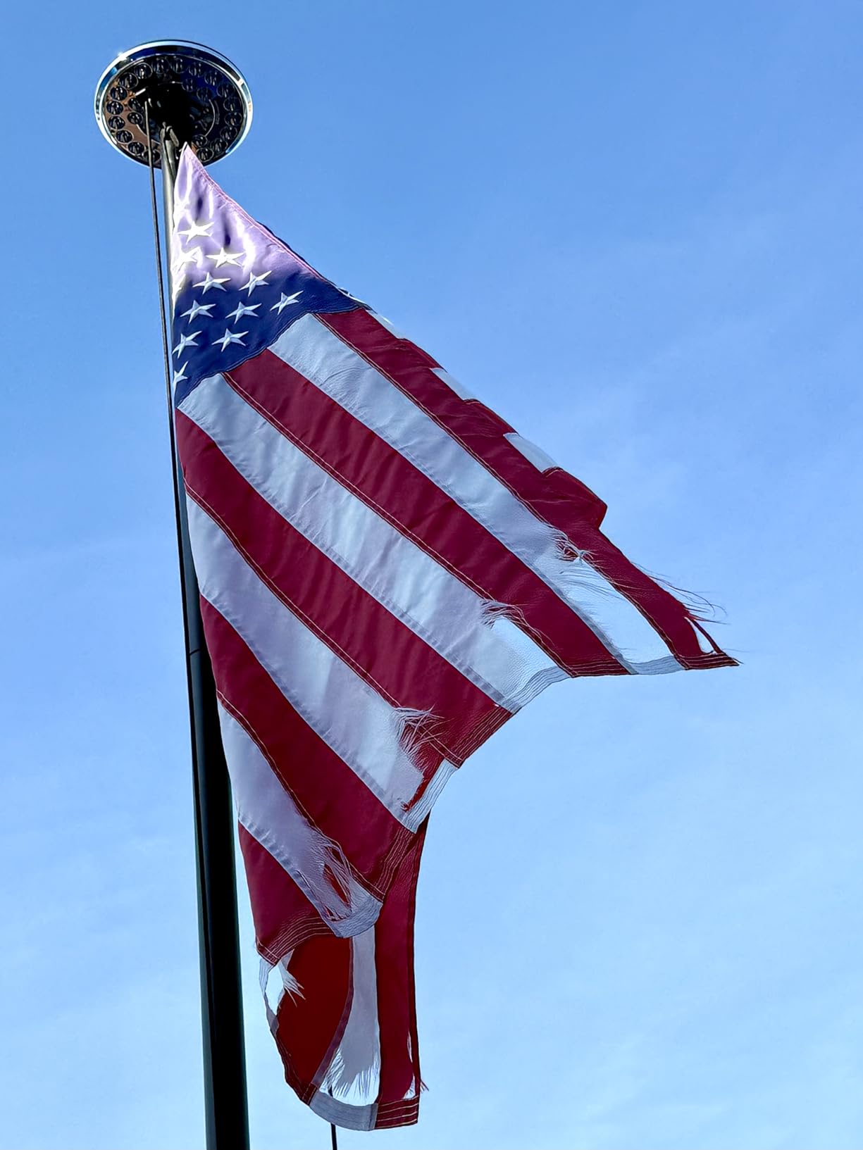 20 FT Heavy Duty Flag Pole for Outside House, 11 Gauge Aluminum | 120MPH Wind Tested, Aerospace-Grade Aluminum Construction, 3x5 Embroidered Flag, Flagpole Kit for Commercial Residential Use customer photo 1