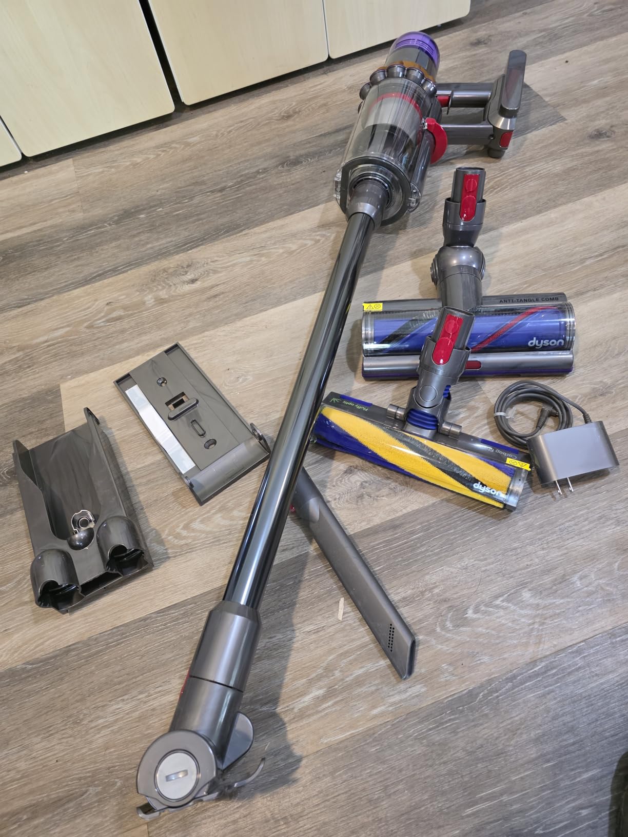 Dyson V15 Detect Cordless Vacuum customer photo 2