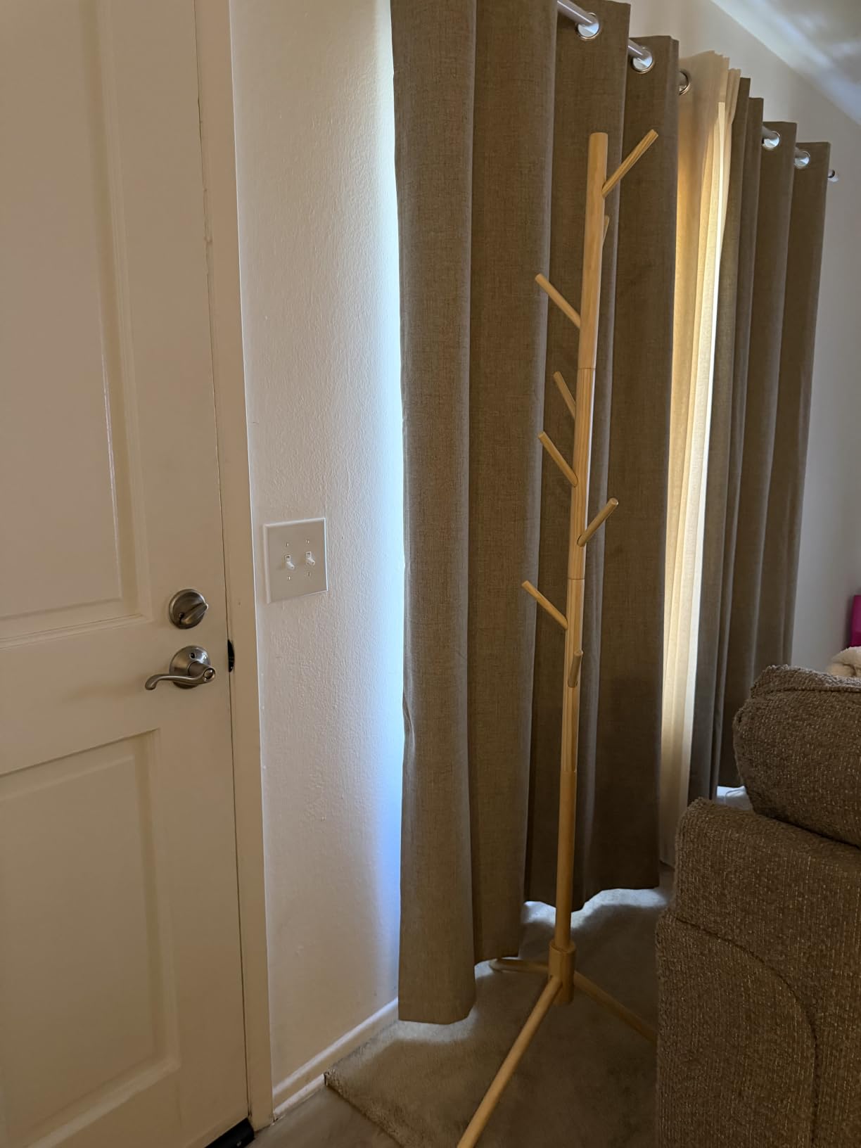 Wooden Coat Rack Freestanding with 8 Hooks & 3 Adjustable Sizes for Clothes, Space-Saving Design for Bedroom Office Entrance Holds Hats Coats Scarves Bags customer photo 1
