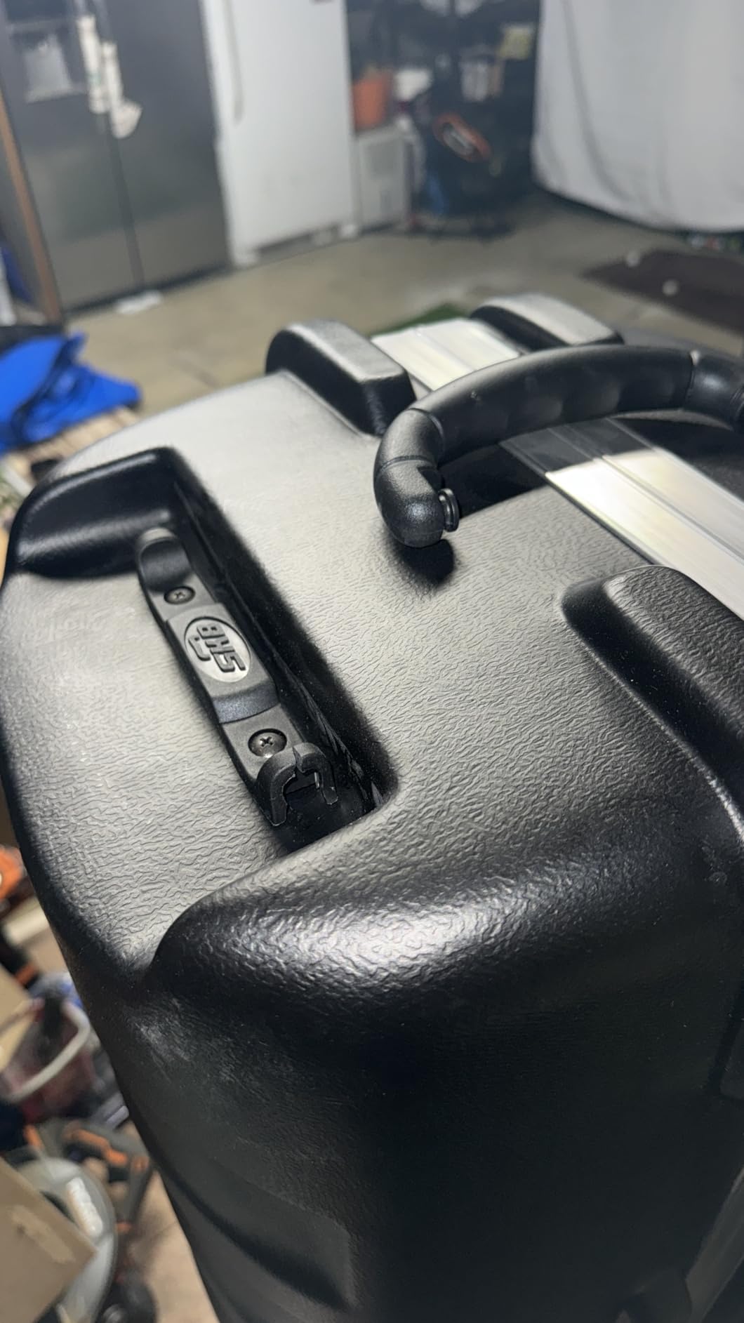 SKB Staff ATA Hard Shell Plastic Golf Travel Case for Cart Bags with 2 Wheels - Heavy-Duty Rolling Club and Driver Carrier for Airline Transport, Impact-Resistant with TSA Locking Latches customer photo 1