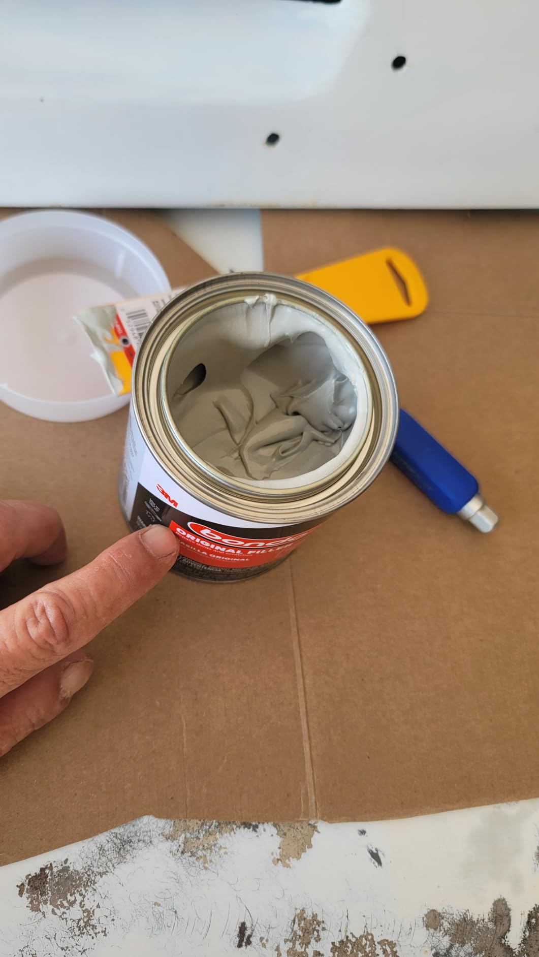 Bondo Body Filler, Original Formula for Fast, Easy Repair & Restoration of your Vehicle, 00261, Filler 14 oz and 0.5 oz Hardener, 1 Can customer photo 1