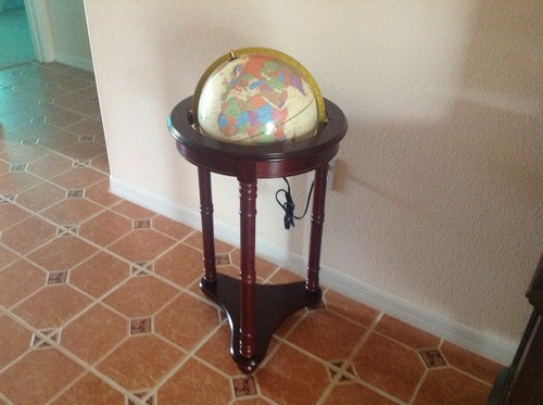Replogle Globes Lancaster Illuminated Globe, Antique Ocean, 12-Inch Diameter customer photo 1