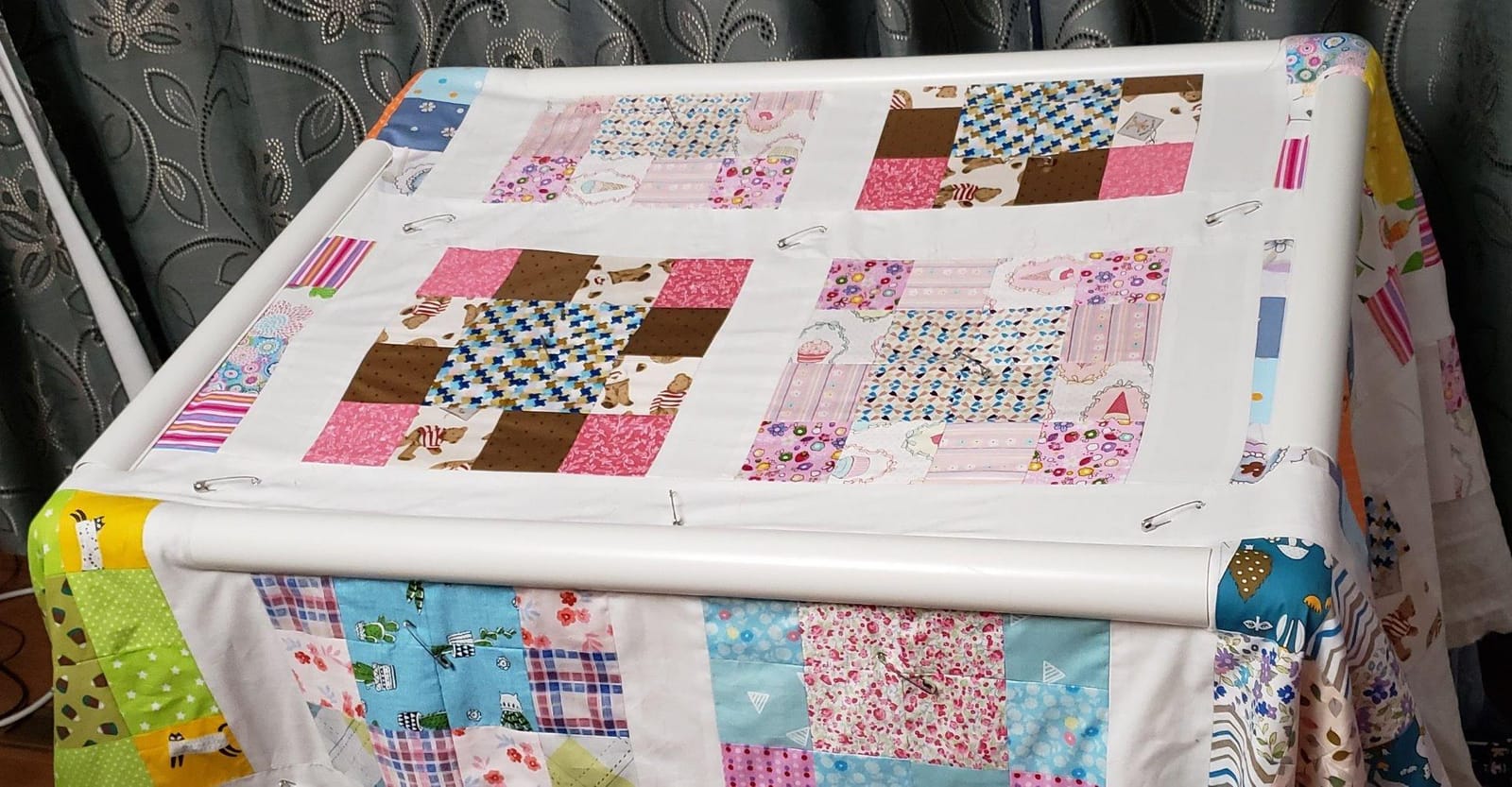 Dritz Quilter's Floor Frame, White | Adjustable, Lightweight, Portable, Easy to Assemble and Store, Plastic customer photo 2
