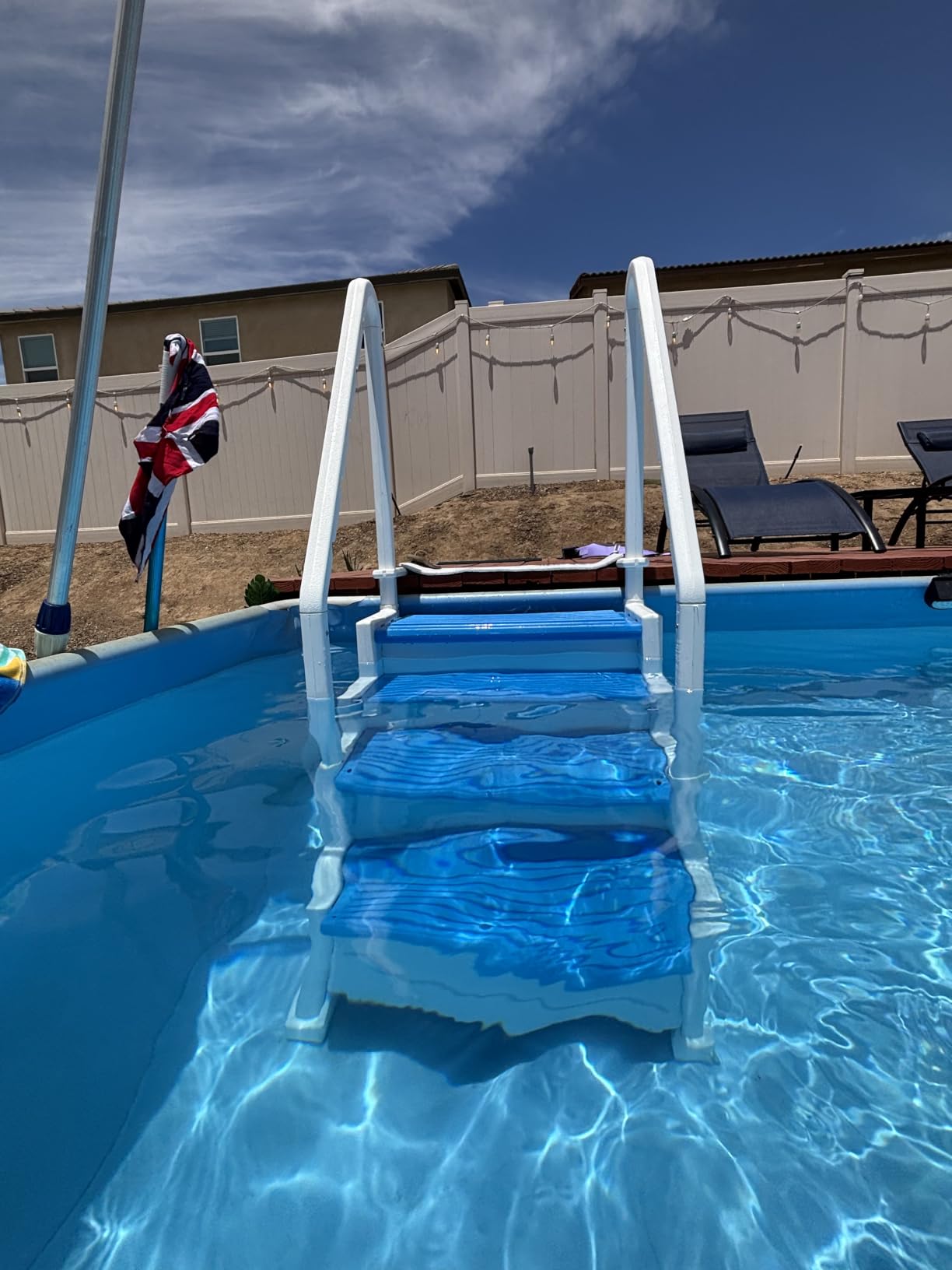 Confer Plastics Step-1X: Sturdy Above Ground Entry System with Dual Handrails and Slip-Resistant Steps, Easy Installation, Supports up to 400 lbs - Proudly Made in USA customer photo 2