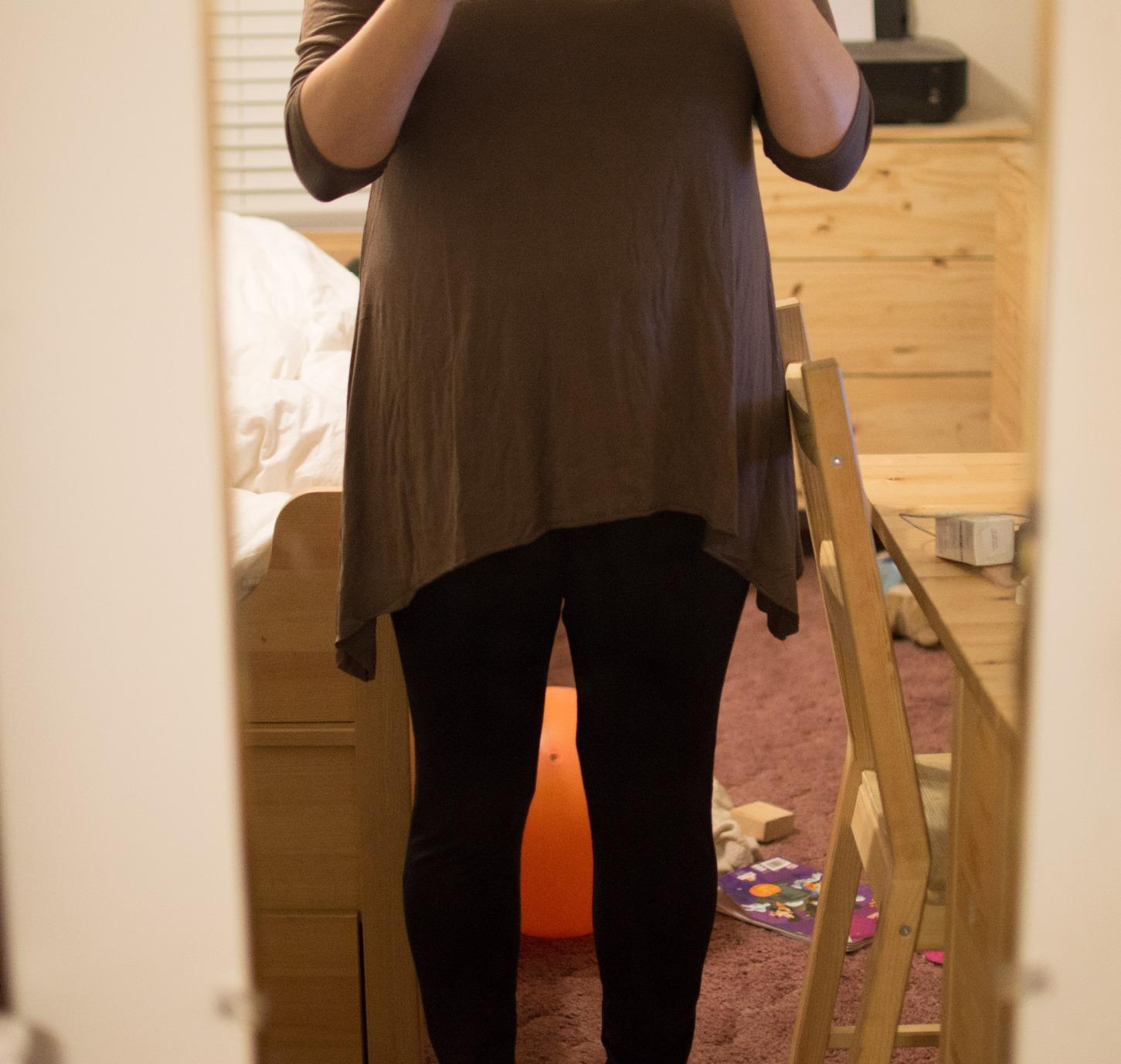 HUE Women's Cotton Ultra Legging with Wide Waistband, Available in Capri and Legging Length customer photo 2