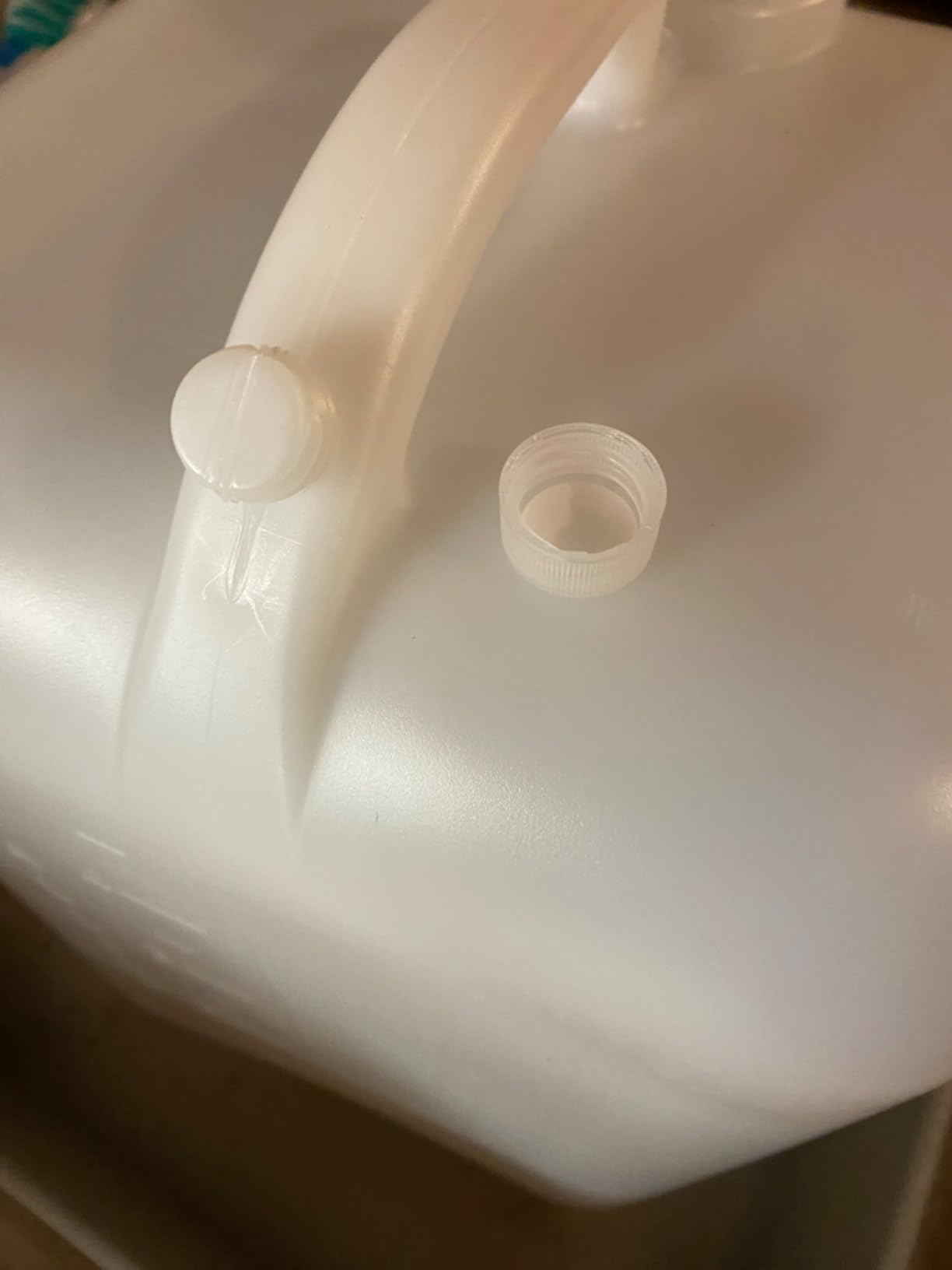 FastRack 5 Gallon Hedpak with Cap | BPA-free, Food-Grade, and Leak-Proof | White Water Container customer photo 2