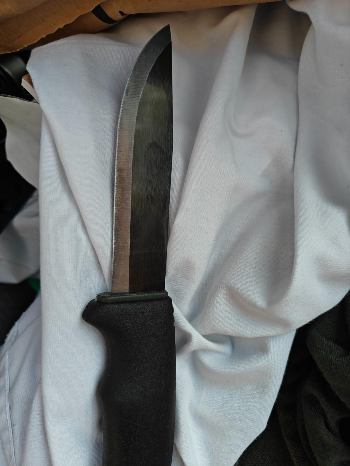Morakniv Carbon Steel Fixed-Blade Bushcraft Knife with Sheath, Black, 4.3 Inch customer photo 2