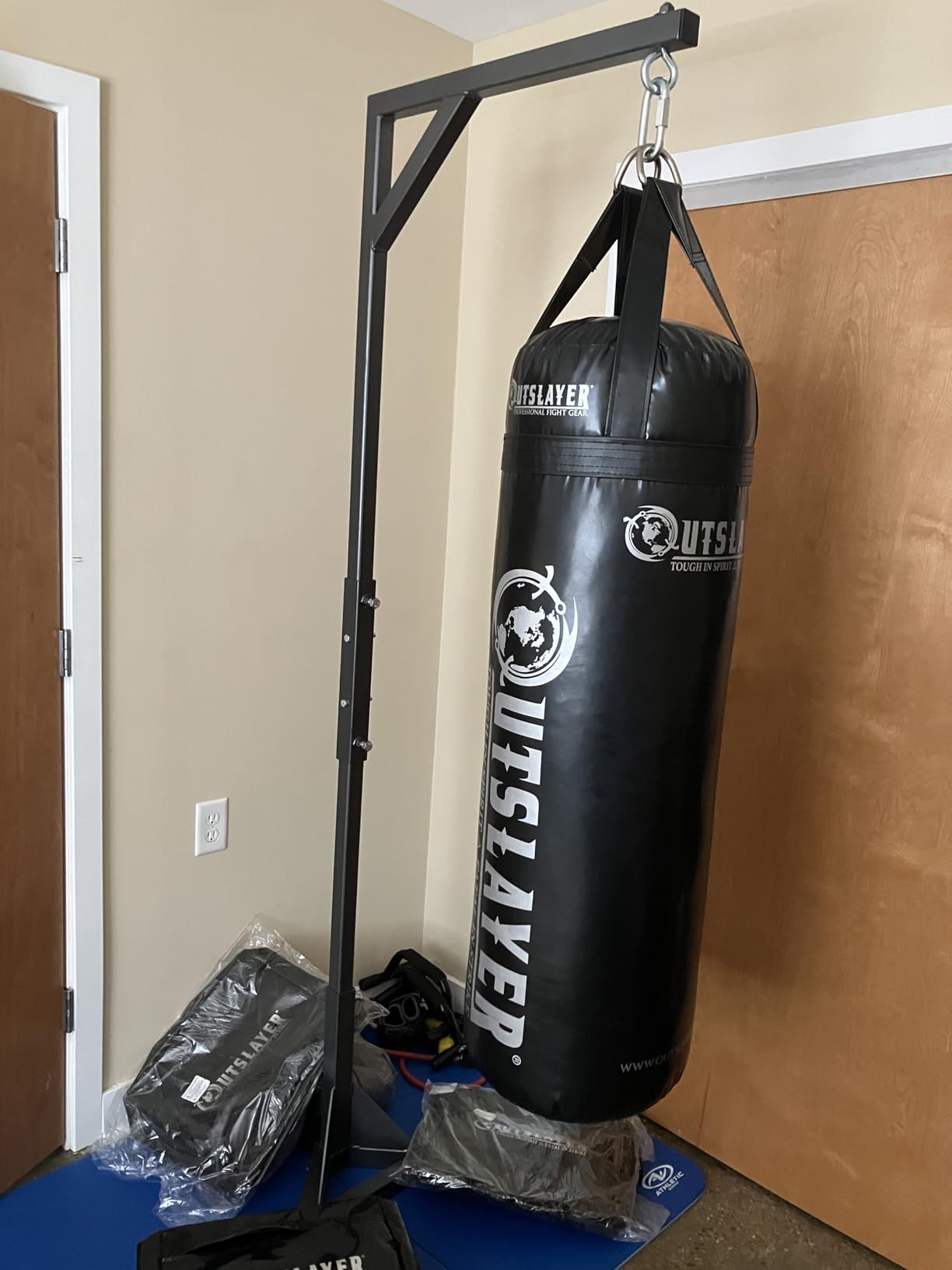 Outslayer 80 Pound Filled Punching Bag Boxing and MMA Made in USA customer photo 1