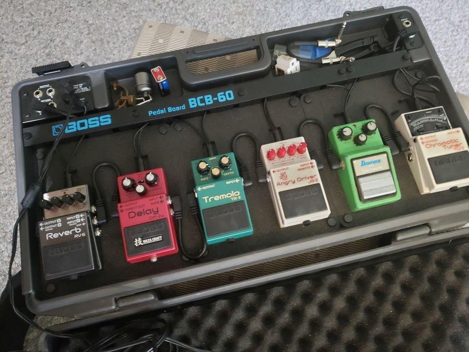 BOSS RV-6 Reverb Guitar Pedal (RV-6) customer photo 2