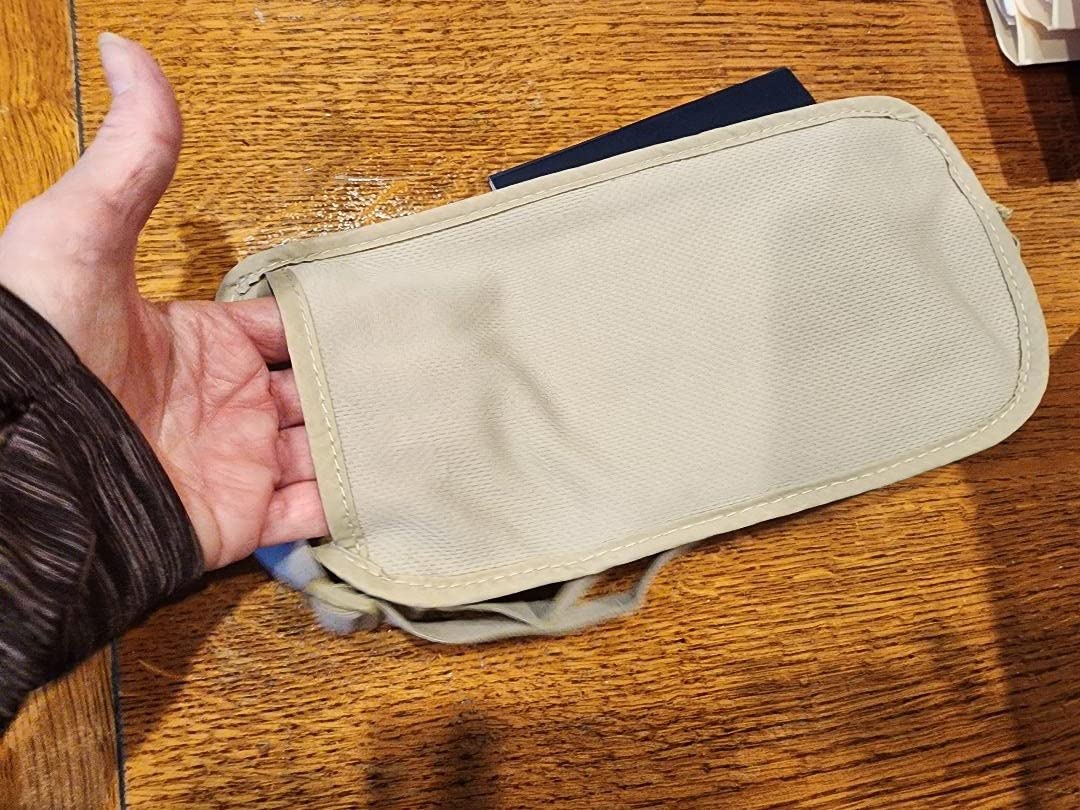 Alpha Keeper Money Belt for Travel Men Women Hidden RFID Passport Holder customer photo 1