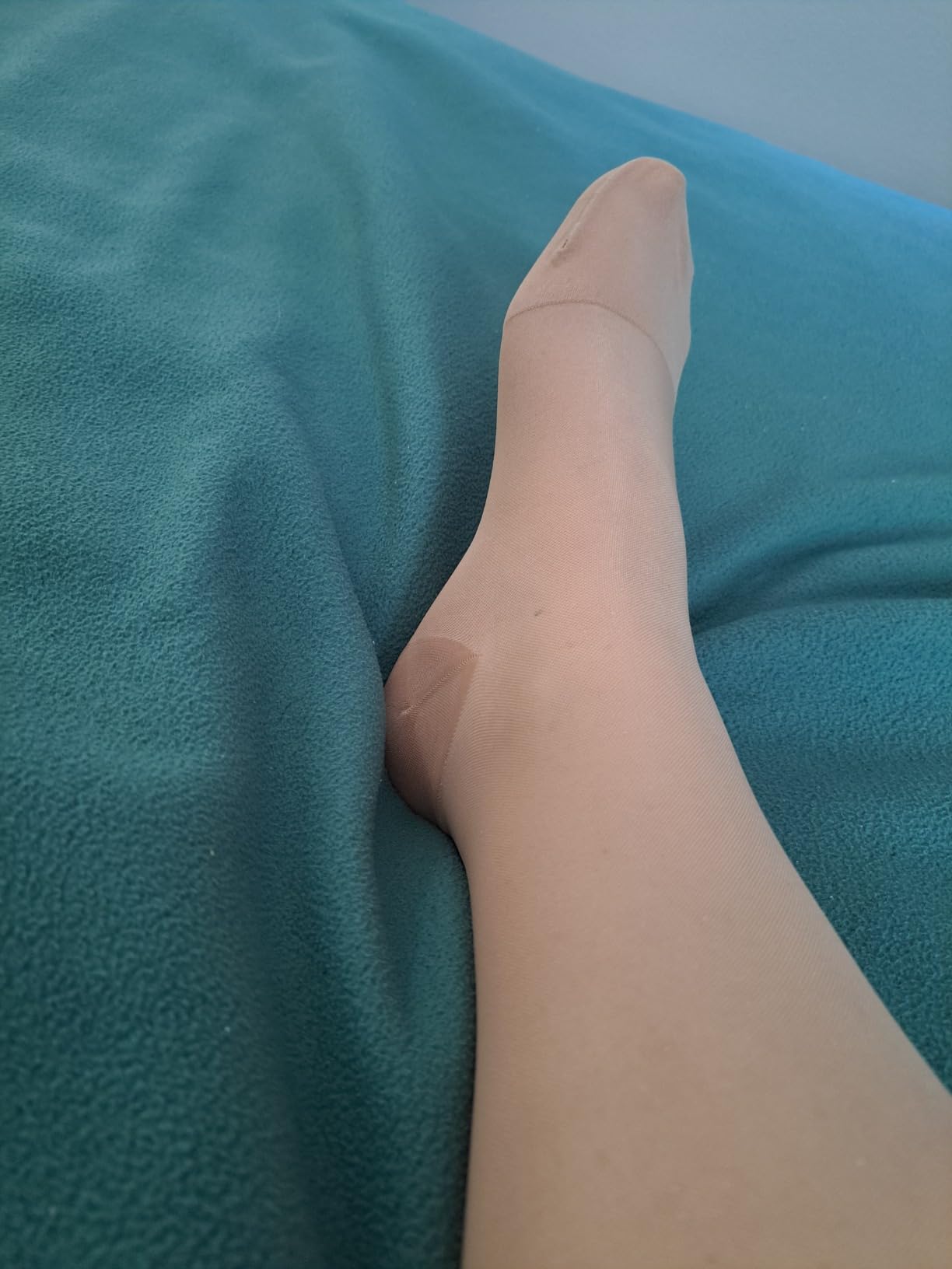 ABSOLUTE SUPPORT Sheer Womens Compression Socks 15-20 mmHg | Made in USA, knee high stockings, hose supports circulation & varicose veins, reduces swelling, re-inforced heel & toe, A101 customer photo 2