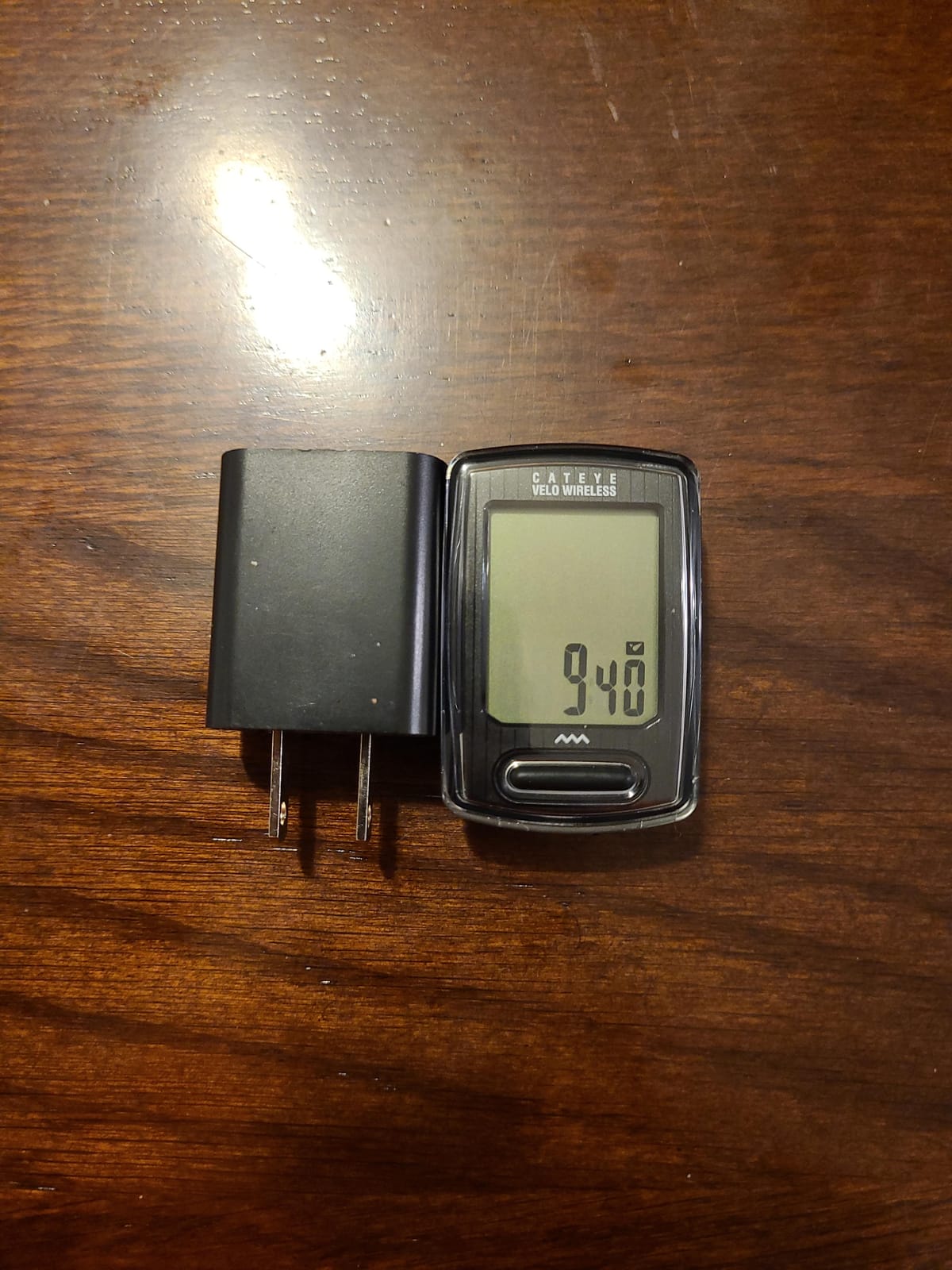 CATEYE Velo Wireless Bike Computer | Calorie Tracking, Auto Start/Stop, Programmable Odometer, Waterproof IPX8, Secure Zip-Tie Mount customer photo 2