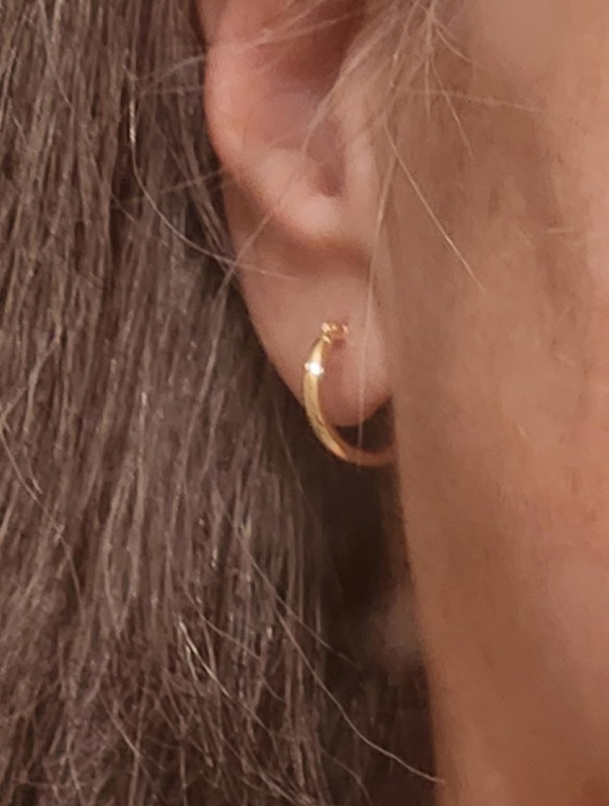 14k Yellow Gold Classic Shiny Polished Round Hoop Earrings, 2mm tube customer photo 1