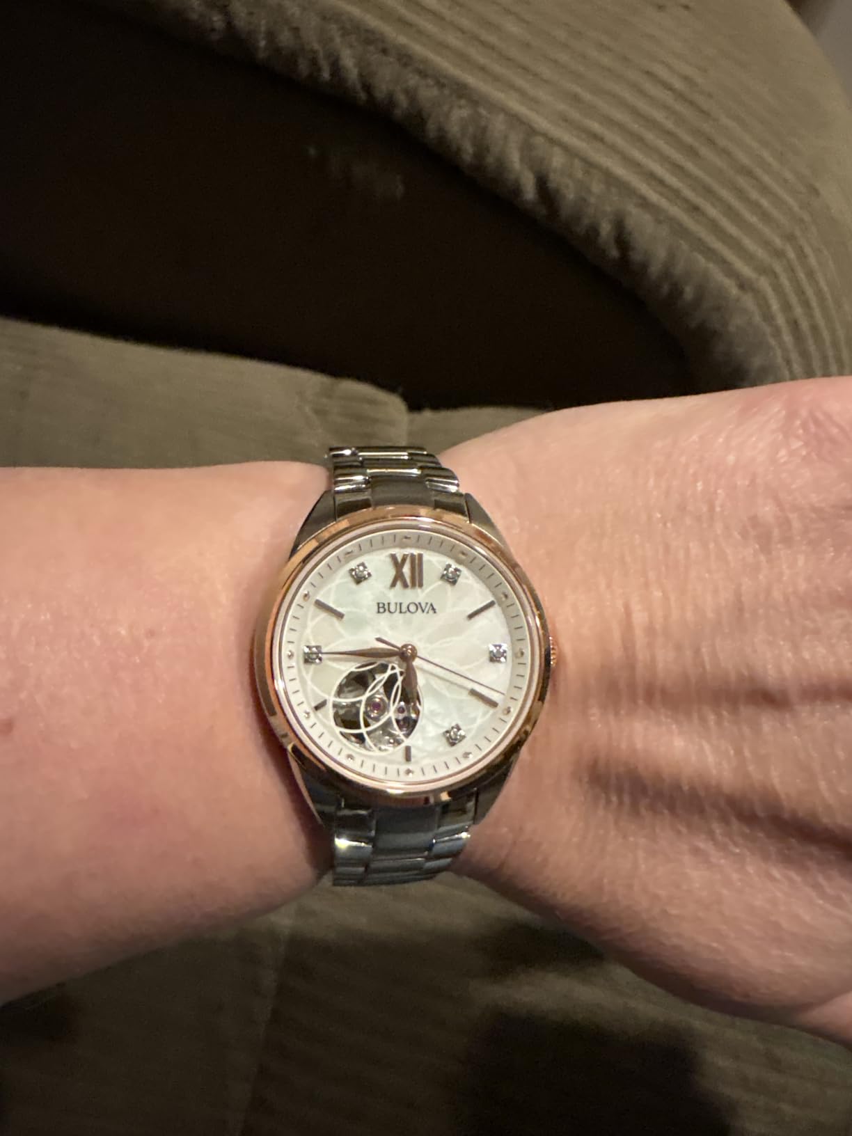 Ladies' Classic Diamond 3-Hand Automatic in Stainless Steel, Mother-of-Pearl Dial and Open Aperture Dial customer photo 1