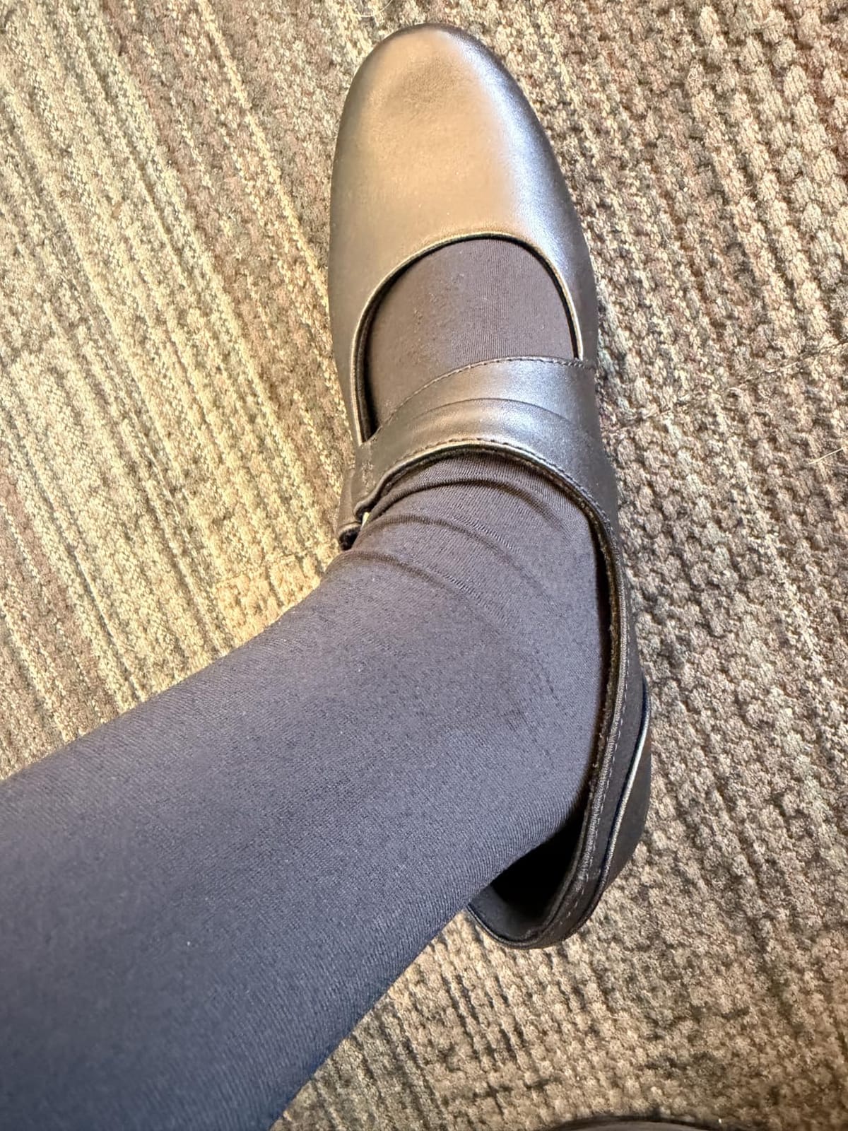 Clarks Women's Emslie Lulin Pump customer photo 1