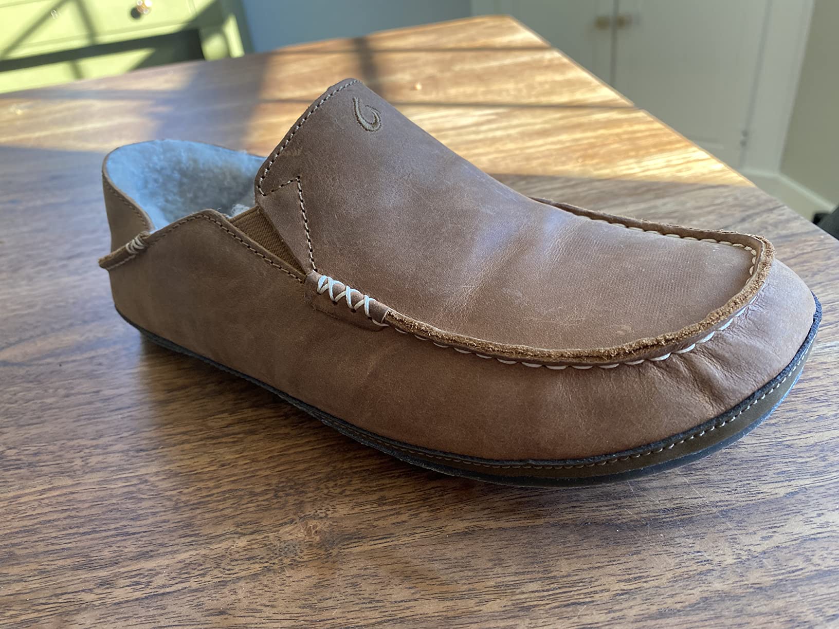 OluKai Moloa Slipper, Men's Premium Leather Slip-On Shoes customer photo 1