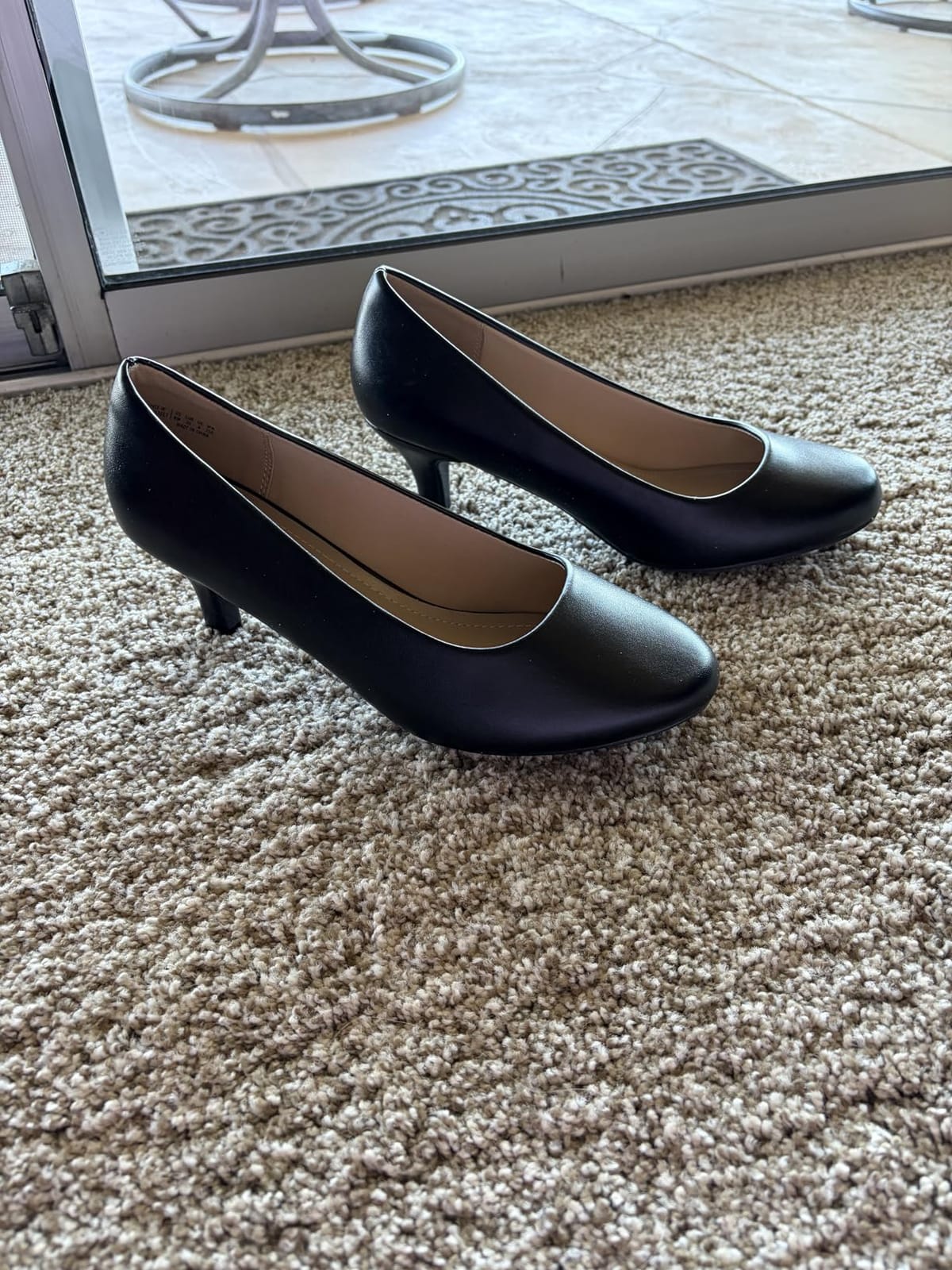 DREAM PAIRS Women's Comfortable Kitten Heels Pumps customer photo 2