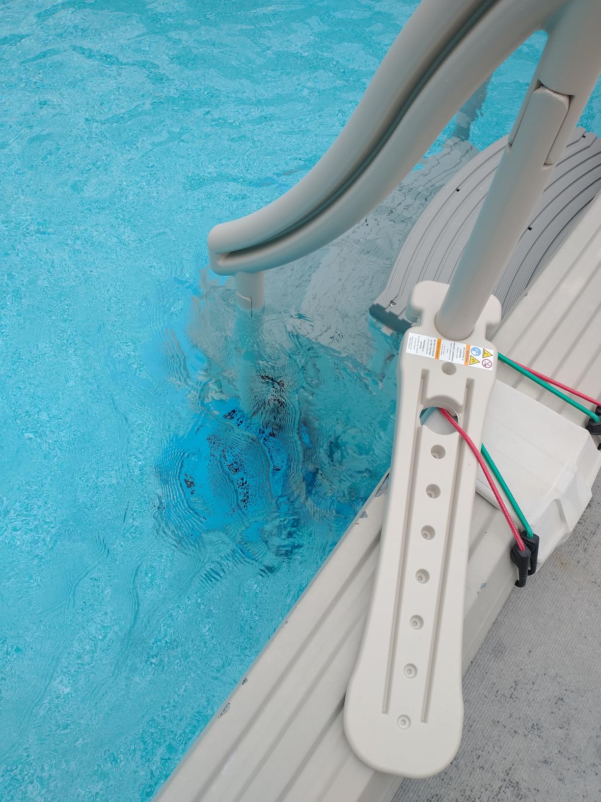 Confer Plastics Drop in Above Ground Pool Step with Blue Treads customer photo 1