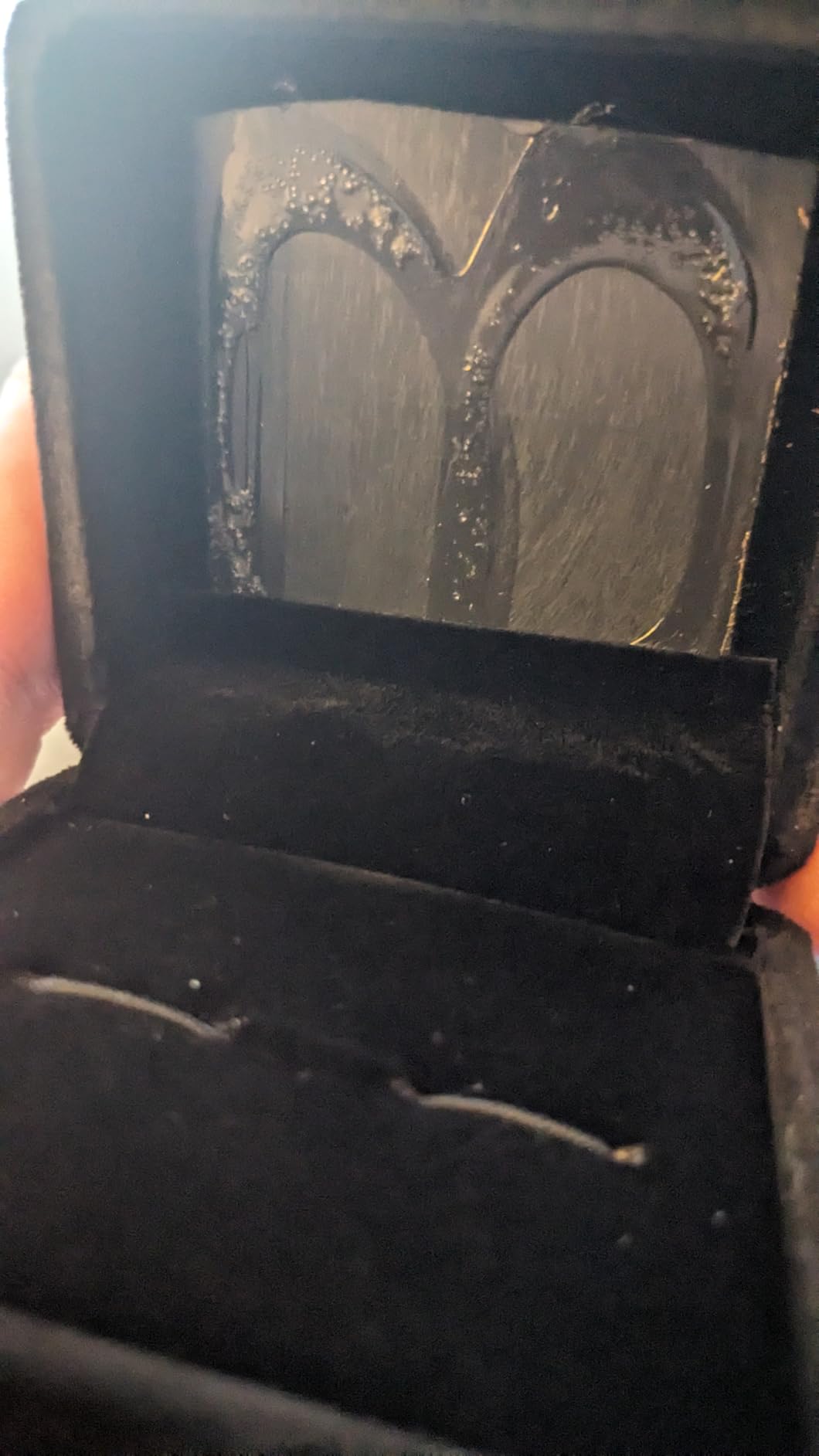 Small Dark Classic Velvet Cufflink Box Case customer photo 2