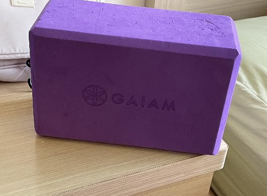 Gaiam Yoga Block - Supportive Latex-Free Eva Foam - Soft Non-Slip Surface with Beveled Edges for Yoga, Pilates, Meditation customer photo 1