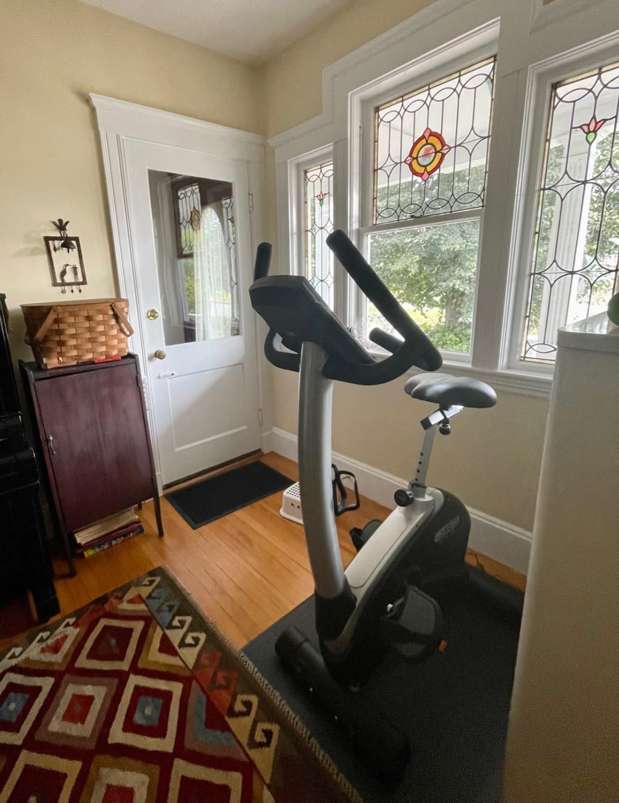 3G Cardio Elite UB X Upright Bike - FreeSync FTMS Bluetooth Smart App Connectivity - Tablet Shelf - Compact 41