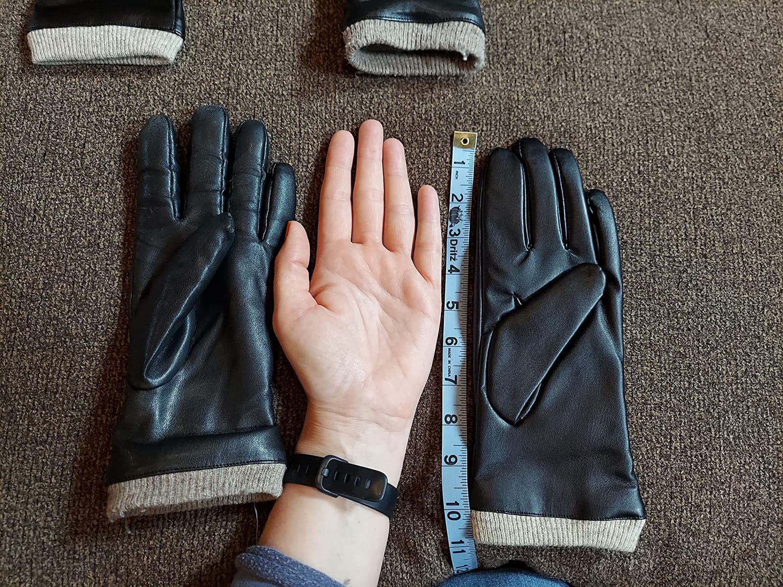 REDESS Winter Leather Gloves for Women, Wool Fleece Lined Warm Gloves, Touchscreen Texting Thick Thermal Snow Driving Gloves customer photo 1