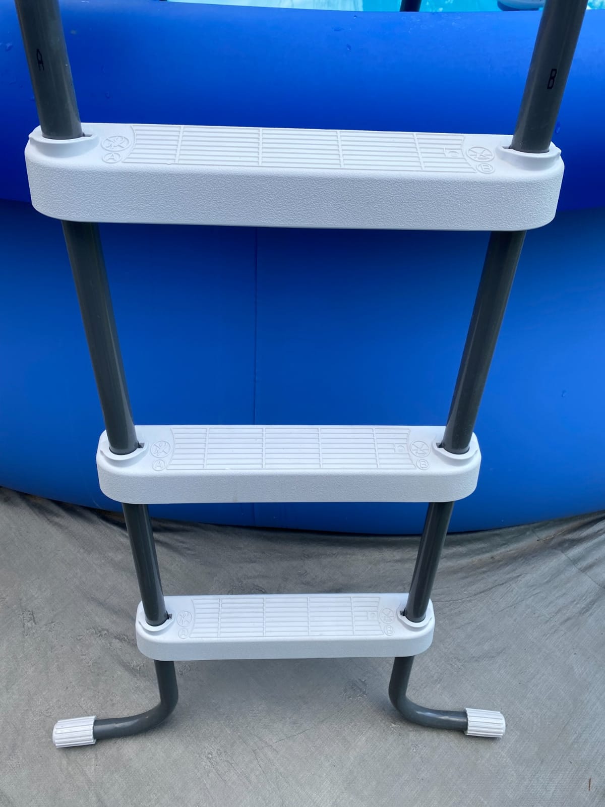 Intex Above Ground Steel Frame Swimming Pool Ladder for 42-in. Wall Height Pools customer photo 2