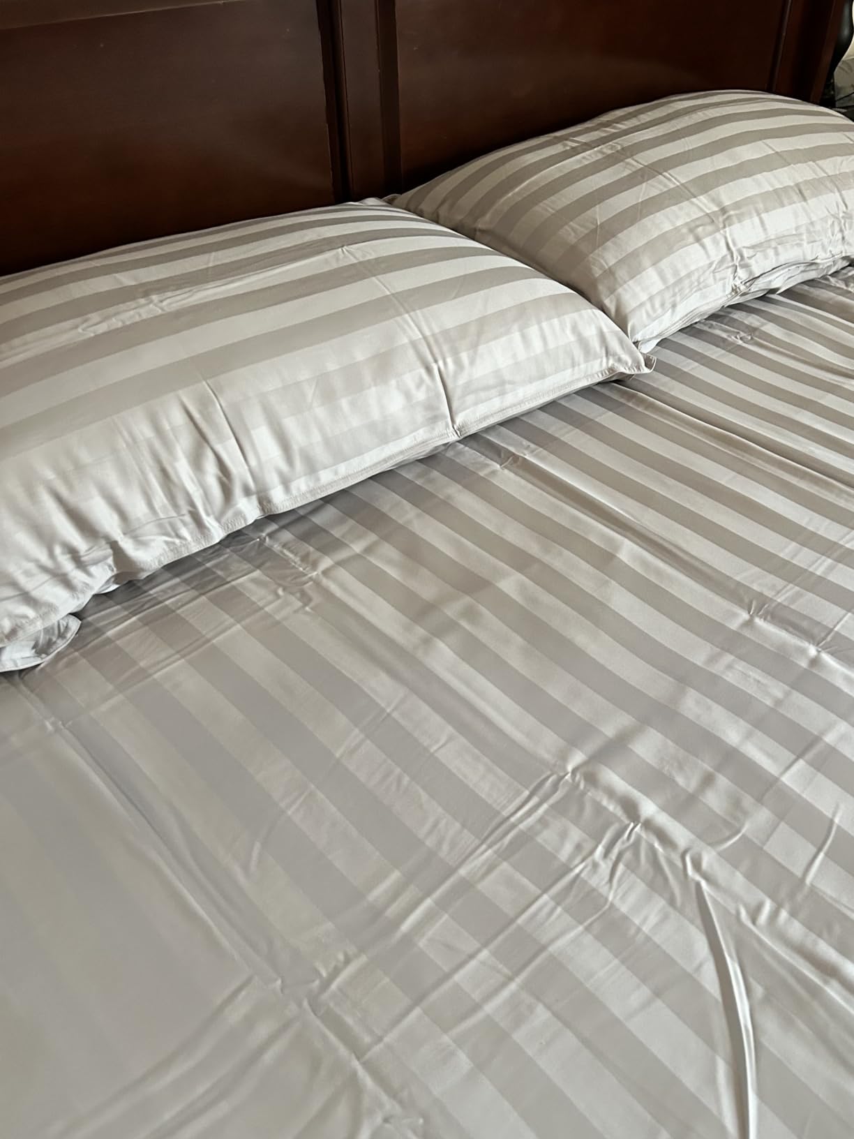 King Sheets by Pure Bamboo, Genuine 100% Organic Viscose Derived from Bamboo Bed Sheet Set, Luxuriously Soft & Cooling, Double Stitching, 2 Year Quality Promise (King, Sea Glass) customer photo 2