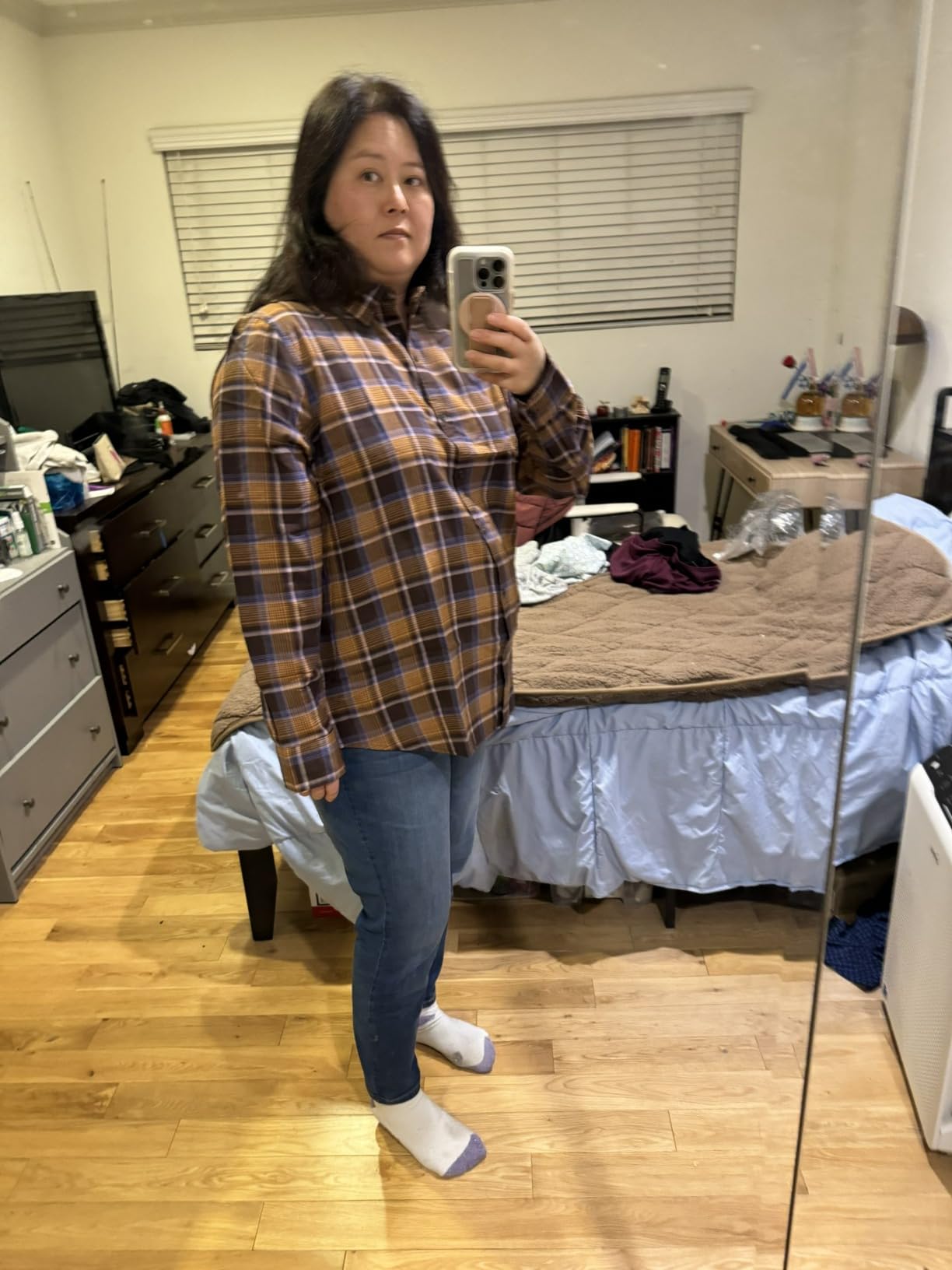 Amazon Essentials Women's Regular-Fit Long-Sleeve Lightweight Cotton Brushed Flannel Shirt customer photo 1