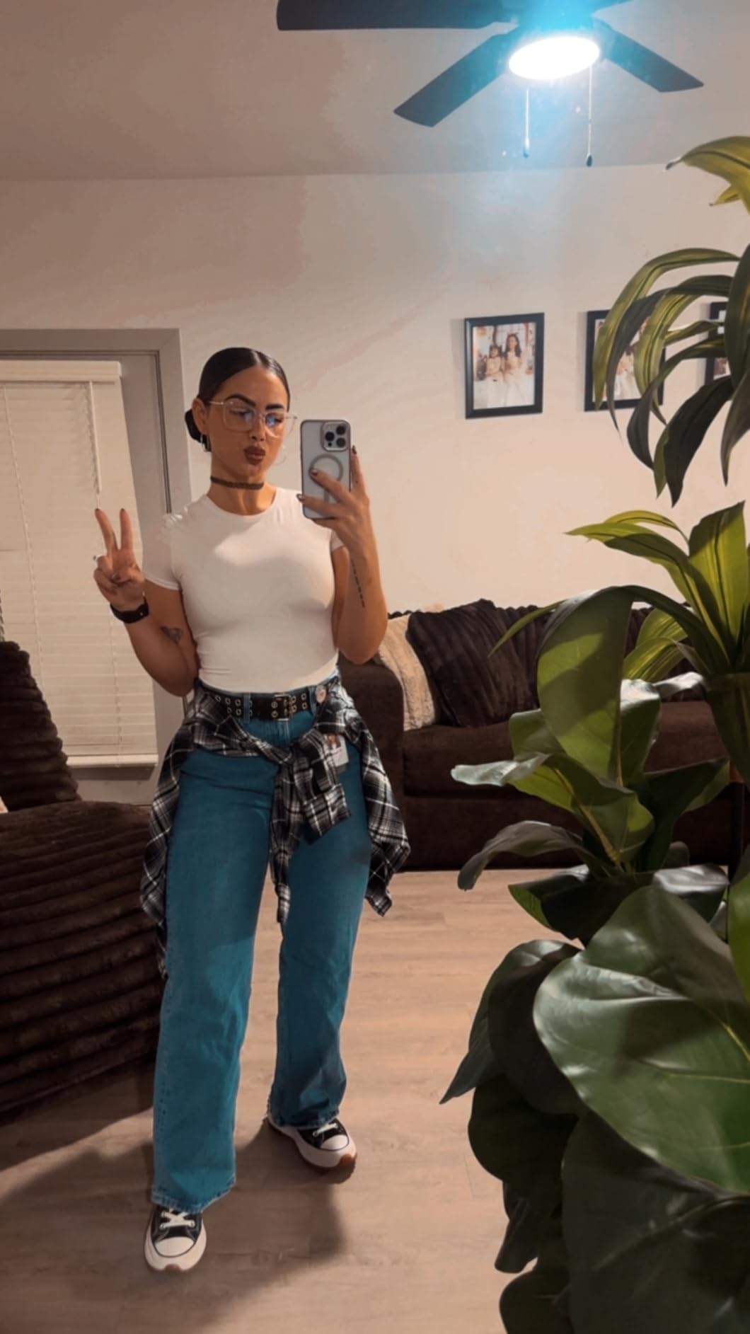 Amazon Essentials Women's Regular-Fit Long-Sleeve Lightweight Cotton Brushed Flannel Shirt customer photo 2