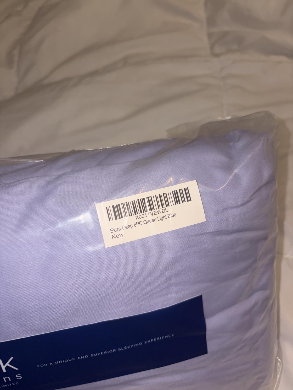 Extra Deep Queen Sheet Set - 6 Piece Breathable and Cooling Sheets - Black | Hotel Luxury Bed Sheets Set, Easy & Secure Fit, Ultra-Soft, Wrinkle & Fade Free customer photo 1