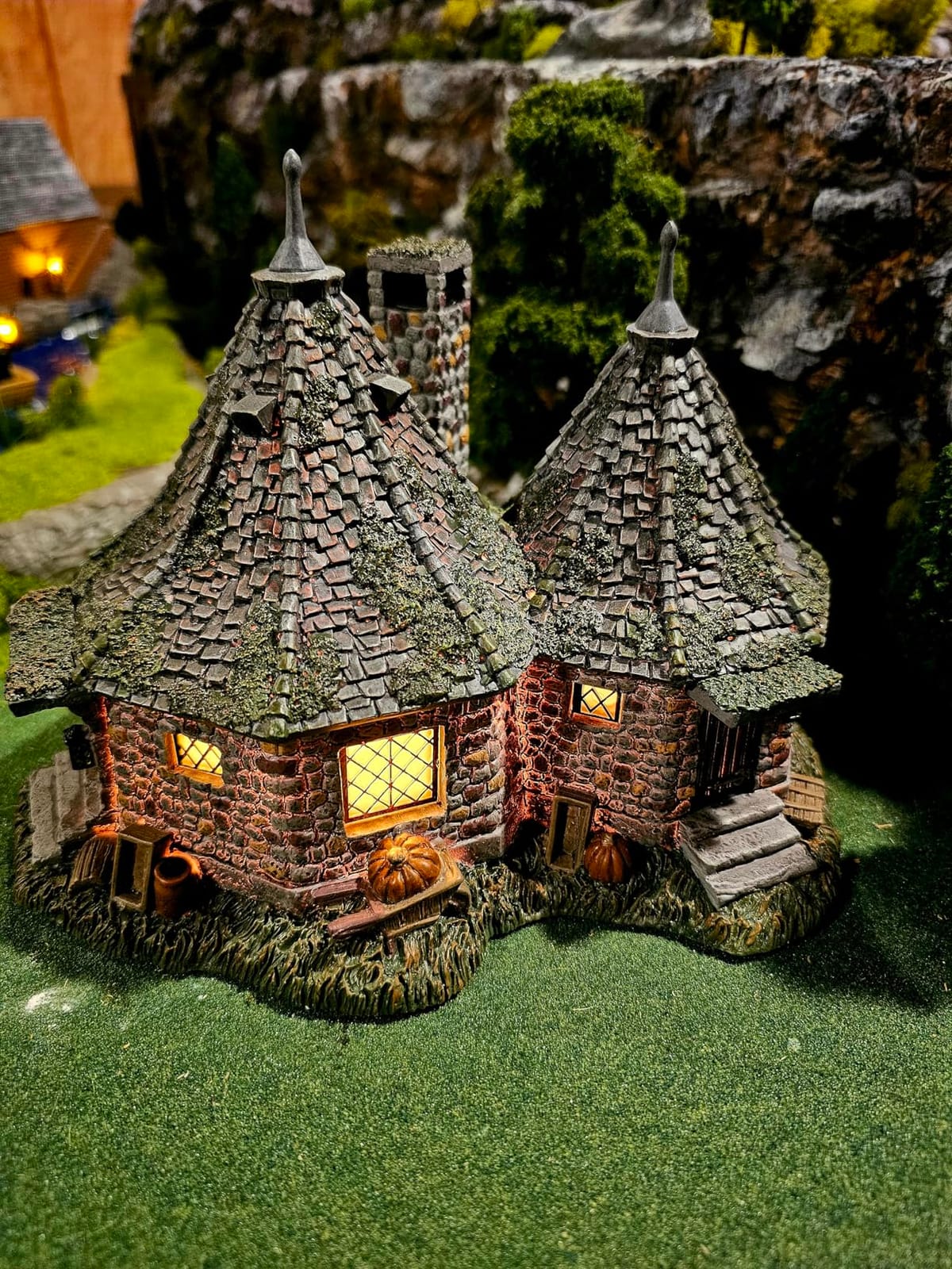 Department 56 Harry Potter Village Hogwarts Hall and Tower Lit Building, 13.07