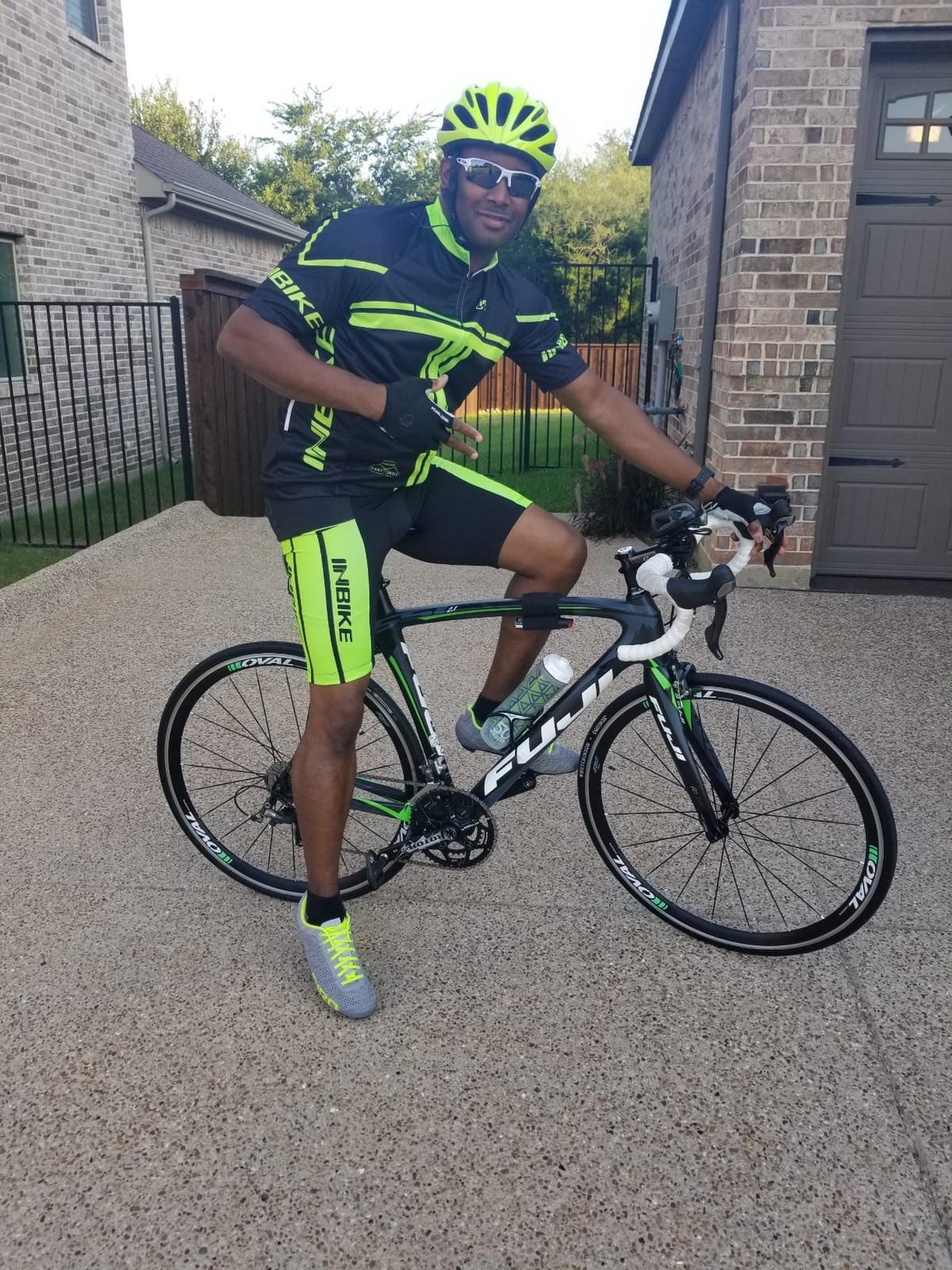 INBIKE Cycling Jersey Mens Set Reflective Breathable Biking Outfit Quick-Dry Bib Bicycle Jersey with 3D Padded Shorts customer photo 2