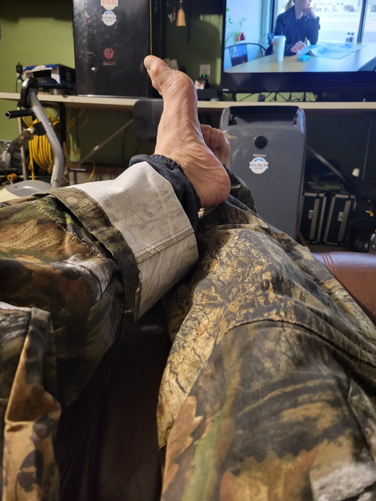 Mossy Oak Cotton Mill 2.0 Camo Hunting Bibs, Uninsulated Camo Overalls for Men customer photo 2