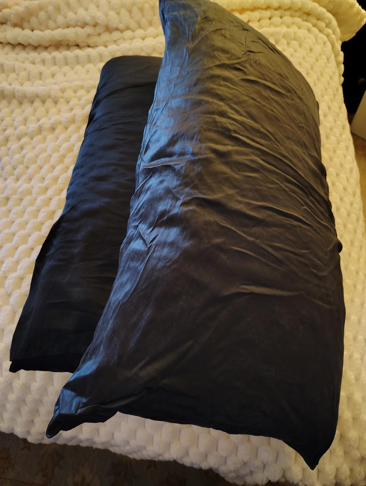 Fishers Finery 25mm 100% Pure Mulberry Silk Pillowcase, Good Housekeeping Winner (White, Standard) customer photo 1