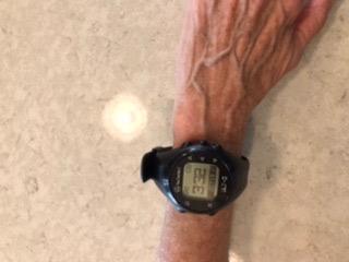 TecTecTec ULT-G Golf GPS Watch - Simple & Easy Distance Watch, No App Required on Course, Front/Back/Middle Distances, 38,000+ Courses Preloaded, Lightweight & Water-Resistant - Black customer photo 2