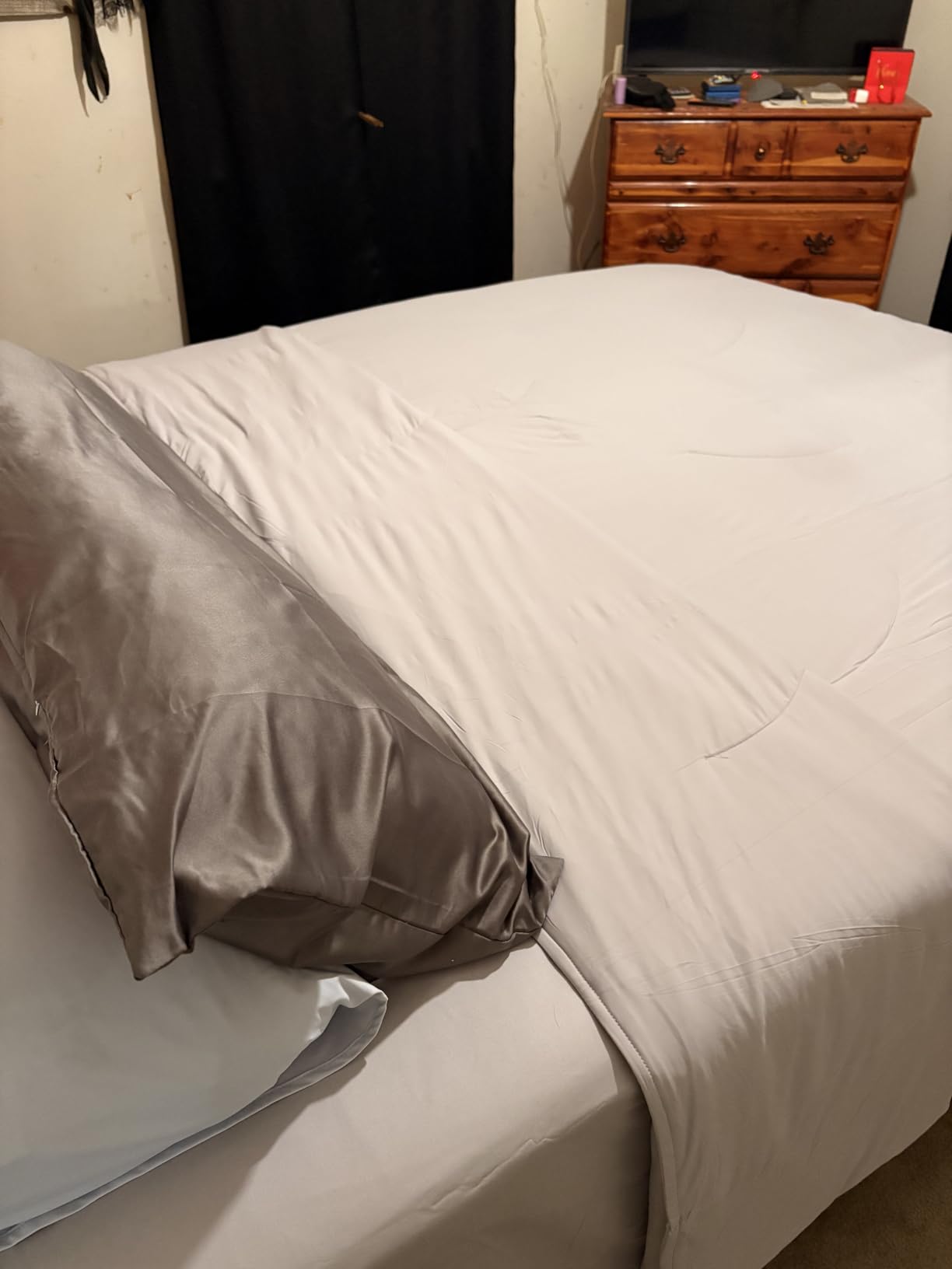 Extra Deep Queen Sheet Set - 4 Piece Breathable, Cooling Bed Sheets - White customer photo 1