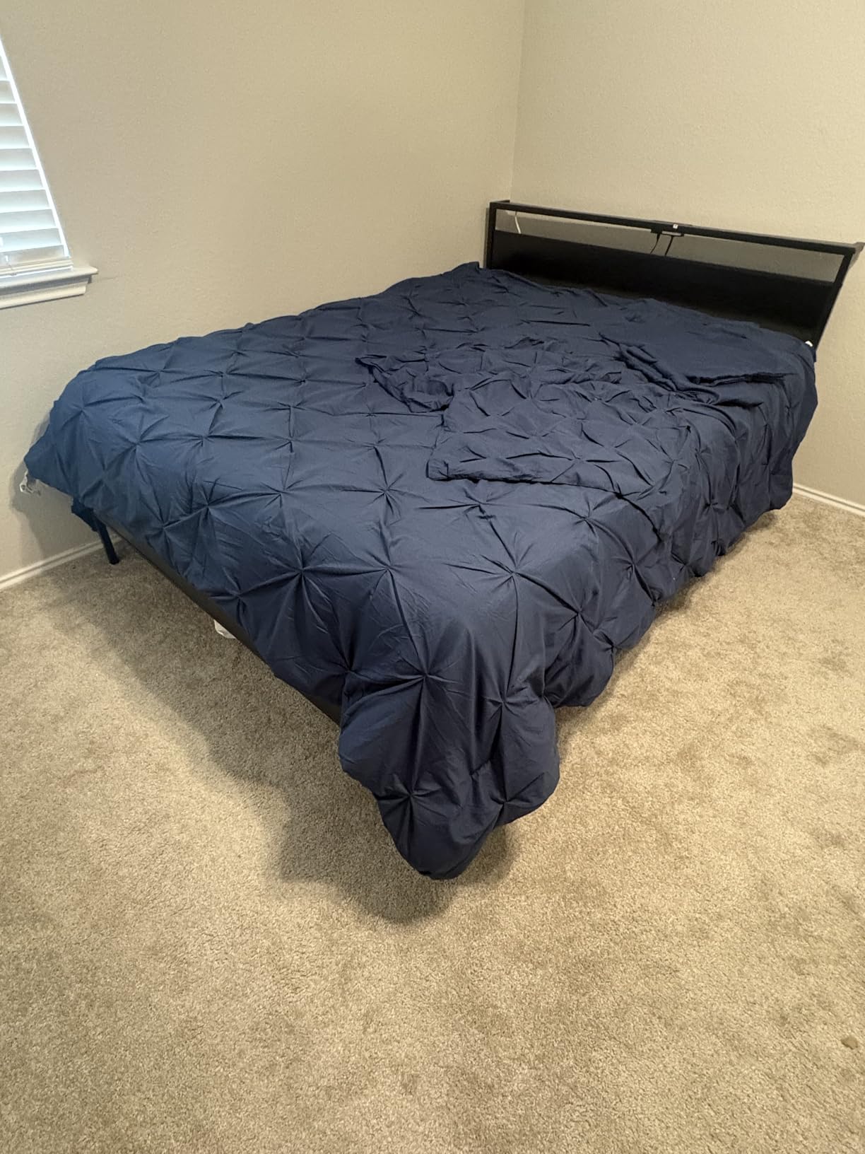 Bedsure 7-Piece King Size Comforter Set & Sheets, Grey King Bedding | Ultra-Soft Microfiber with Down Alternative, Deep Pocket Fitted Sheet, Pintuck Design, Room Decor, OEKO-TEX Certified customer photo 1