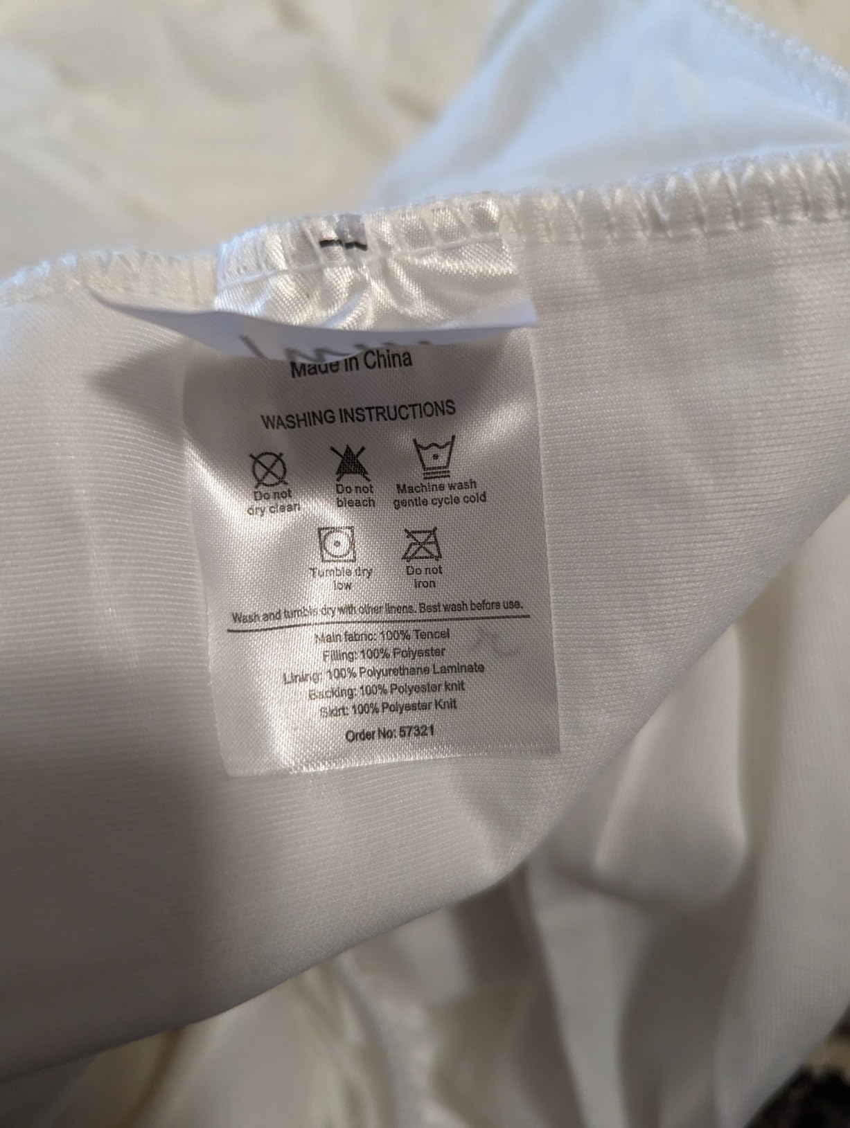 PUREgrace Queen Mattress Protector - Cooling Eucalyptus Tencel Fiber, Quiet Waterproof Mattress Pad Cover with Deep Pockets and Corner Safety Straps, Breathable Ultra Soft Luxury Fit customer photo 2