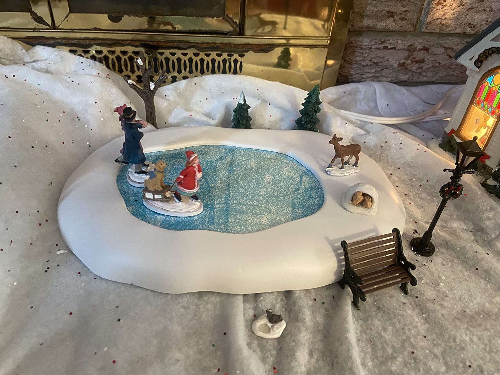 Lemax Victorian Skaters, Battery Operated (4.5V) #94527 customer photo 2
