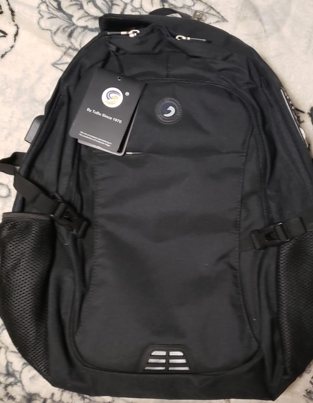 SHRRADOO Travel Laptop Backpack for Men Women, 17 Inch College Computer Bag | Anti Theft Backpack with Combination Lock, Carry On Flight Approved, Fit 17 Inch Laptop, Computer College Bag, Work Daypack customer photo 1
