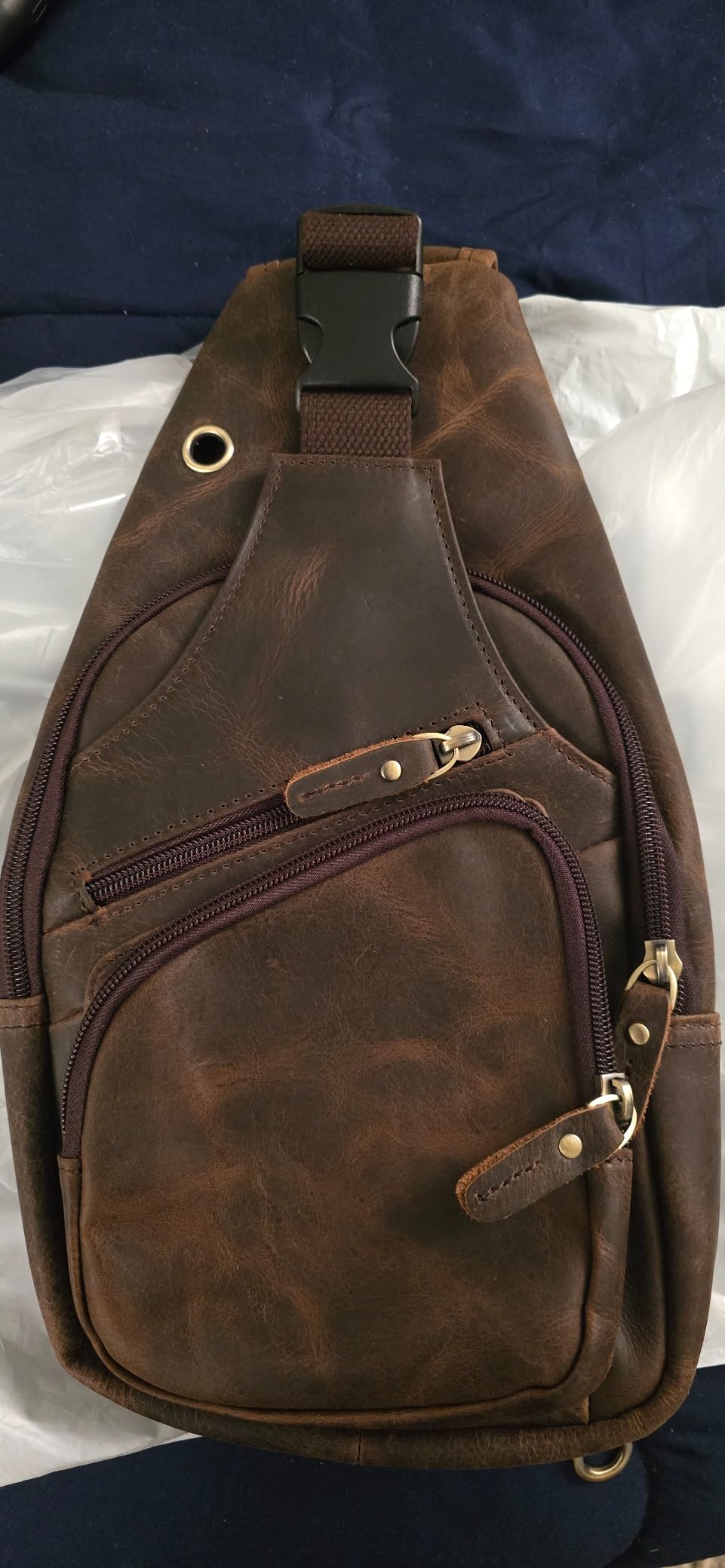 Le'aokuu Men Fashion Casual Tea Designer Travel Hiking Crossbody Chest Sling Bag Rig One Shoulder Strap Bag Men Leather 8015 customer photo 2