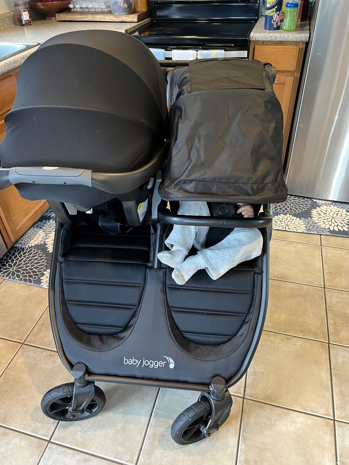 Baby Jogger City Mini GT2 All-Terrain Side by Side Double Stroller, Jet Black customer photo 1