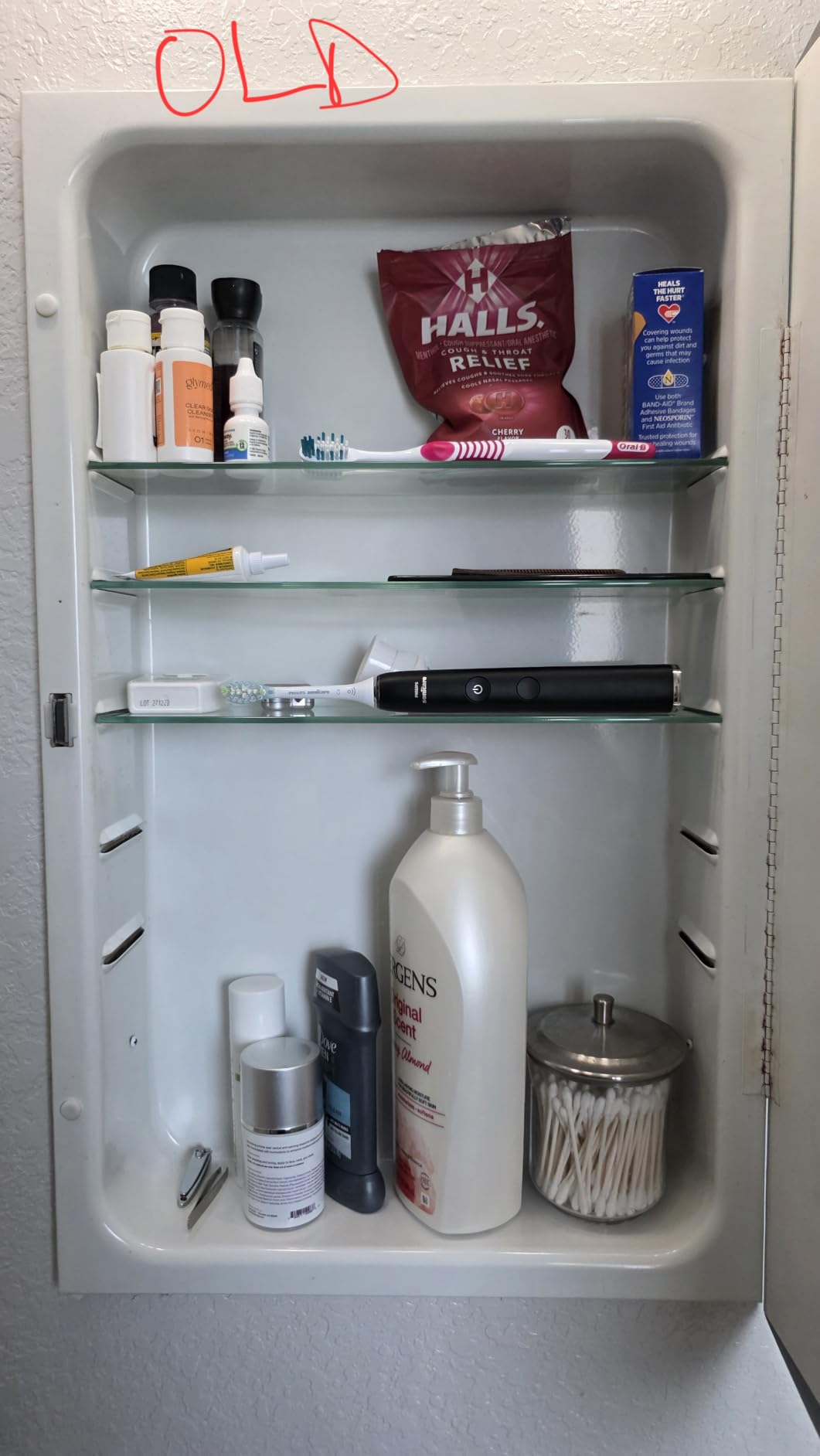 Hamilton Hills 16x26 Inch White Recessed Bathroom Medicine Cabinet with Mirror - Beveled Bathroom Cabinet Organizer with Shelves - Farmhouse Wall Mounted Hanging Medicine Mirror Unit customer photo 2