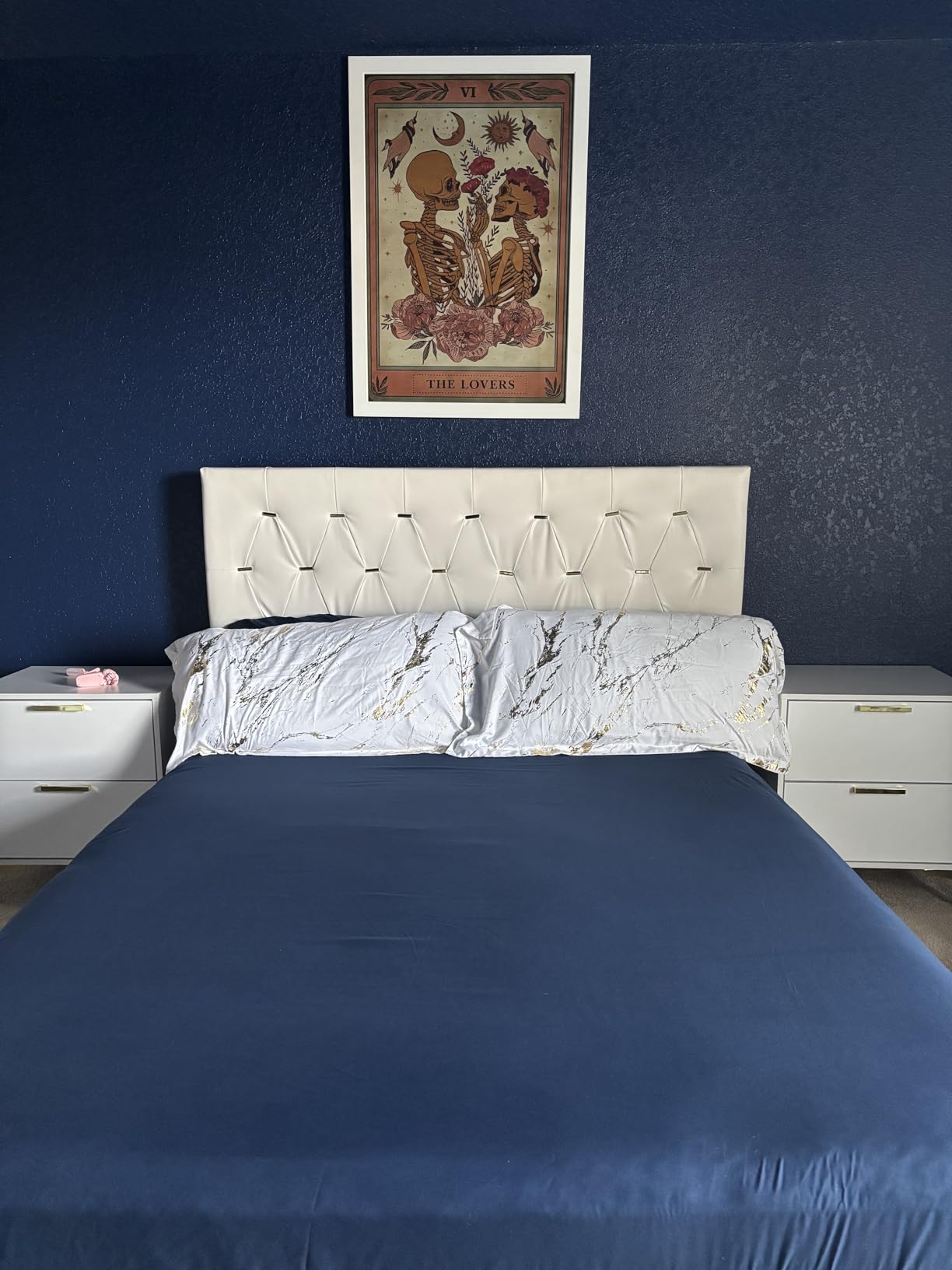 Mellanni Extra Deep Queen Sheets - 4 PC Iconic Collection Bedding | Hotel Luxury, Ultra Soft, Cooling Bed Sheets - Wrinkle, Fade, Stain Resistant (Queen, White) customer photo 2
