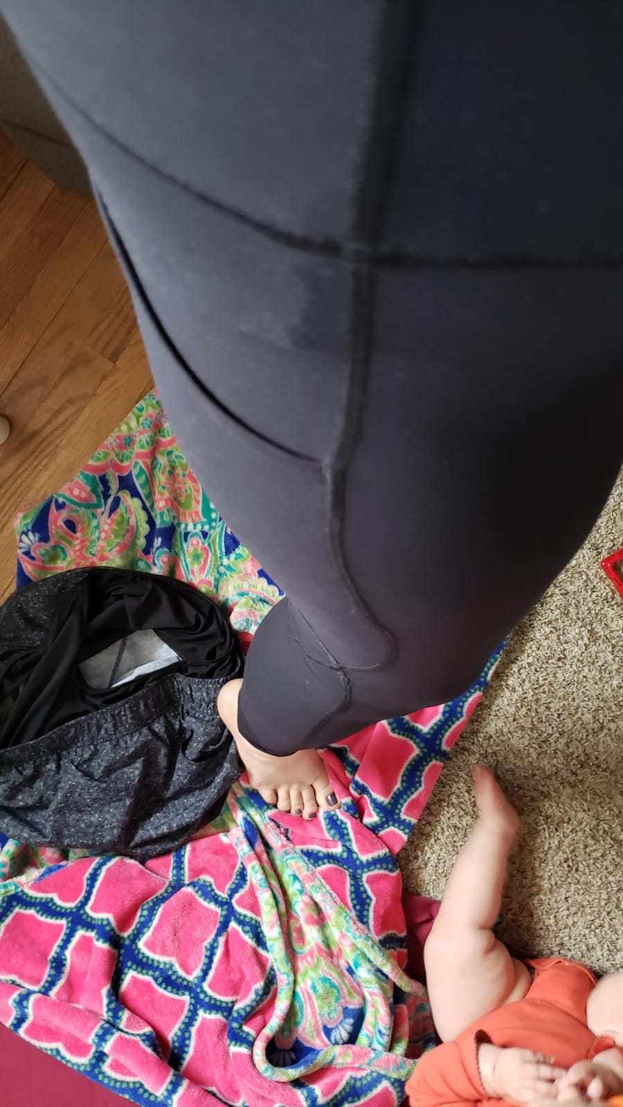 IUGA Leggings with 4 Pockets for Women Tummy Control Workout Yoga Pants customer photo 2