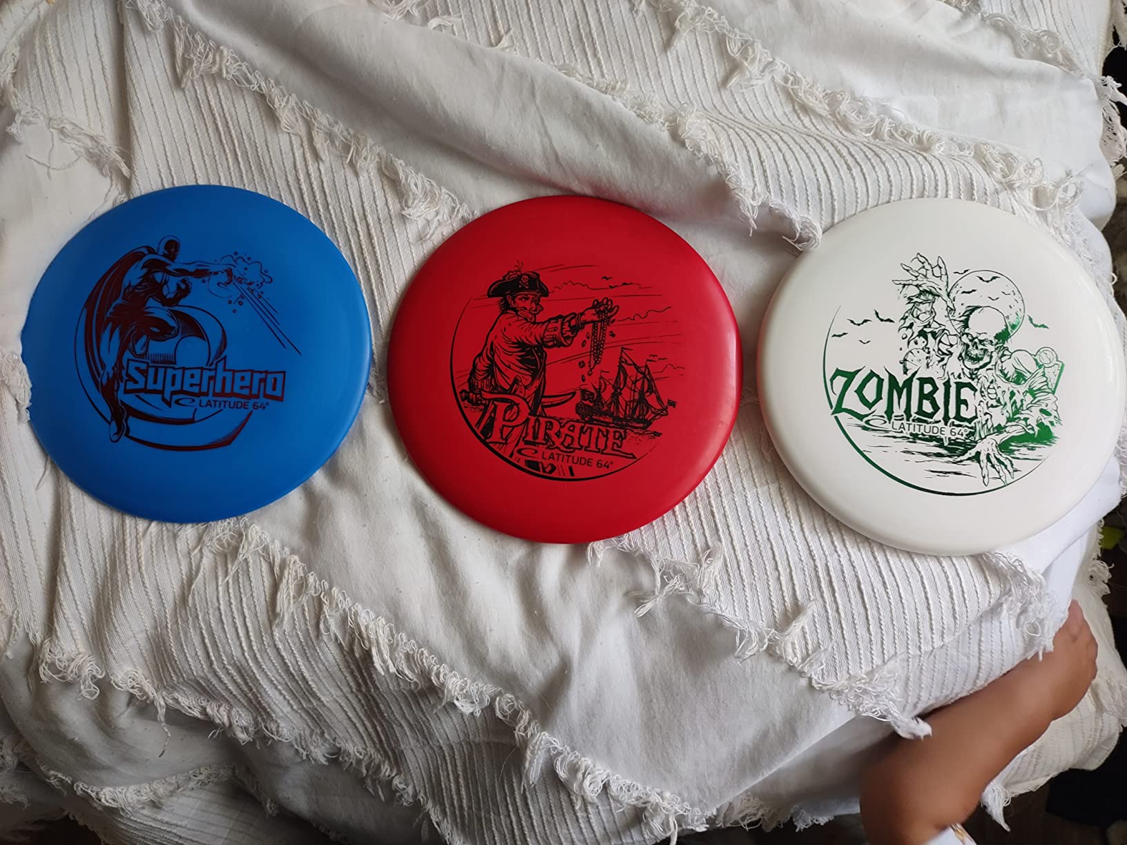 Latitude 64 Retro Burst Disc Golf Starter Set (3-Pack) - Disc Golf Discs Set for New to Intermediate Players | Includes Keystone, Fuse, Saint, Ballista | Grippy Base Plastic | Colors Vary customer photo 1