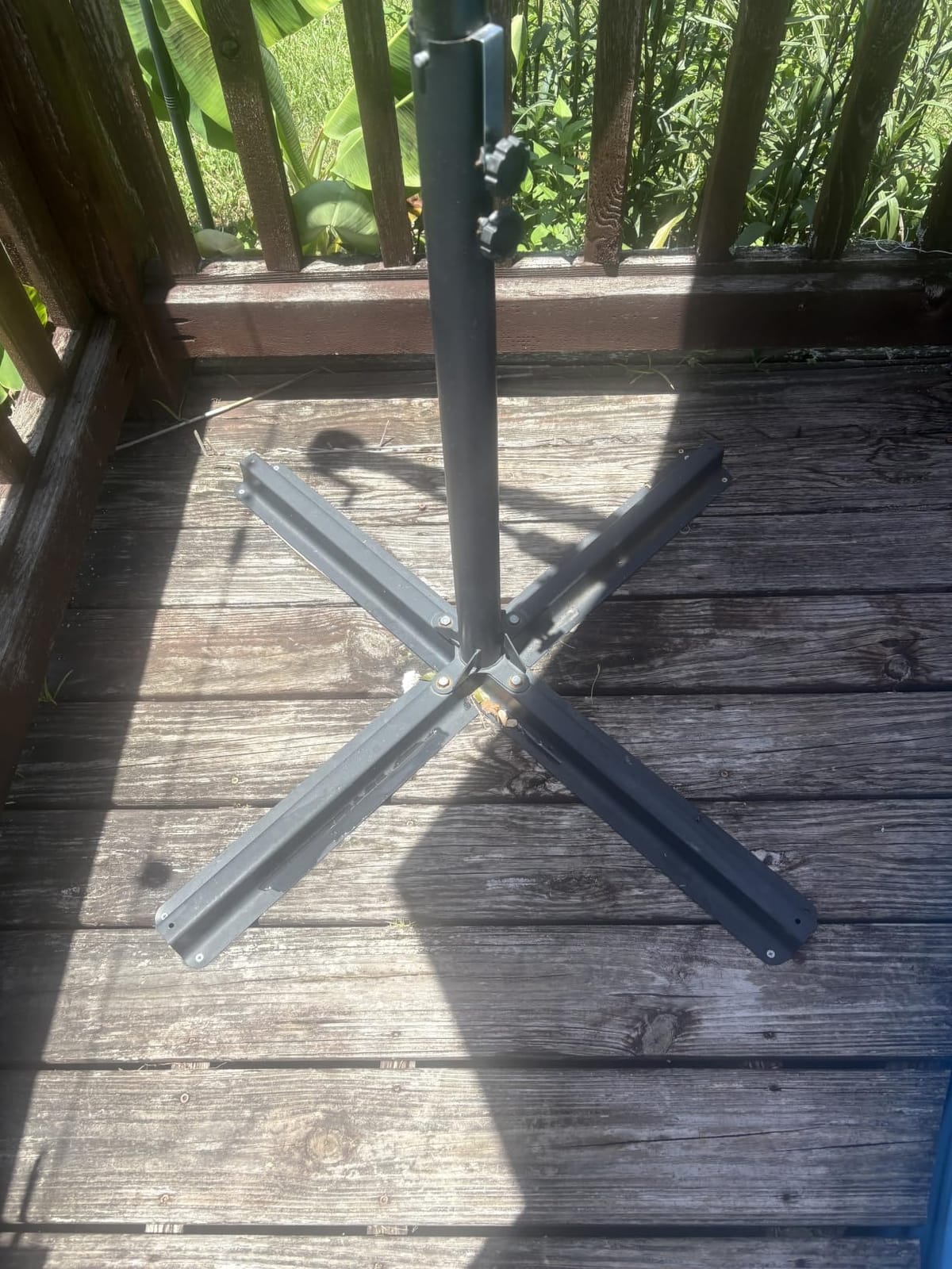 Best Choice Products 10ft Offset Cantilever Hanging Market Patio Umbrella, 8 Sturdy Ribs, Easy Adjustment - Sky Blue customer photo 1